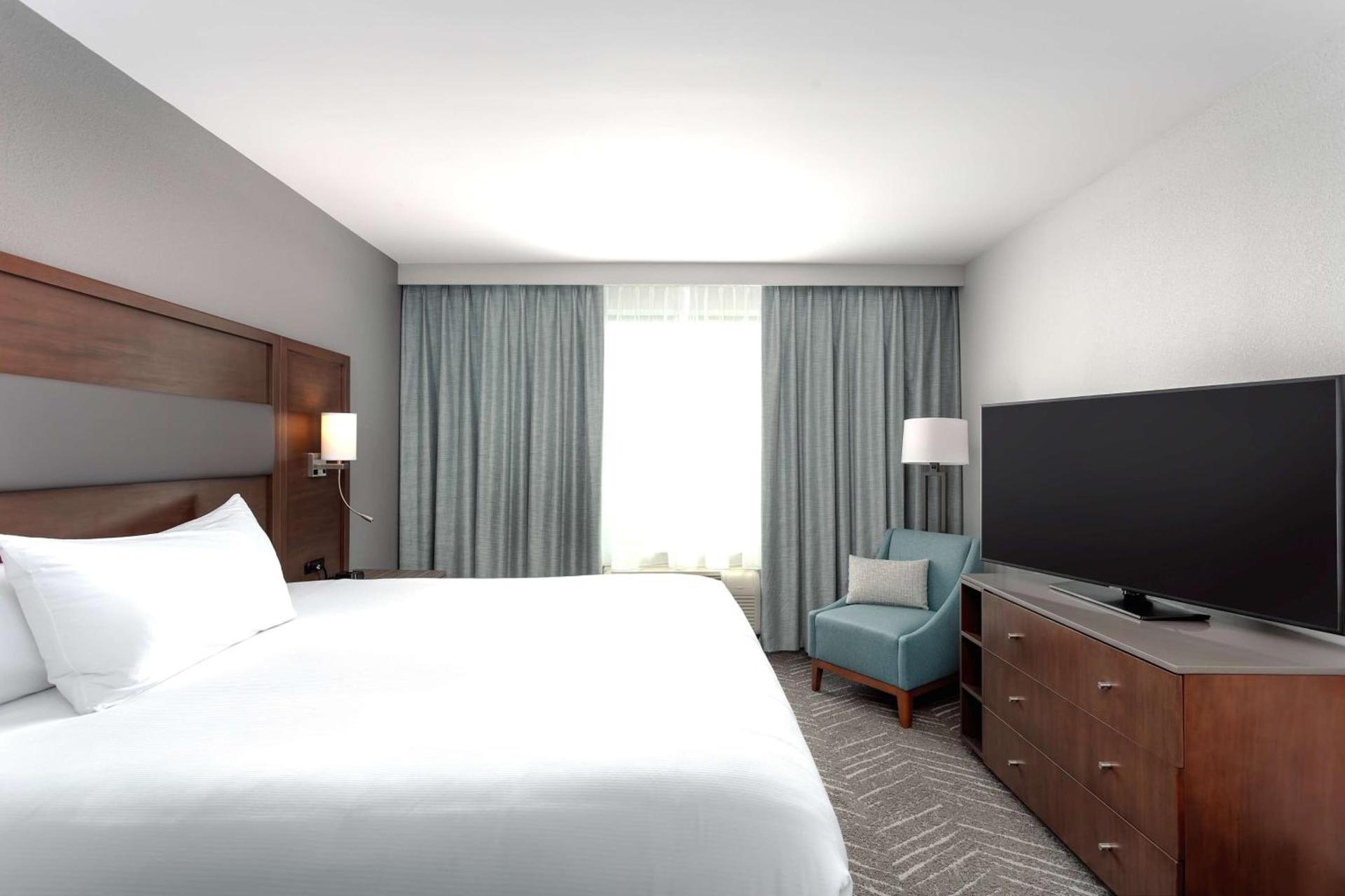 DoubleTree by Hilton Charleston Mount Pleasant photo 41