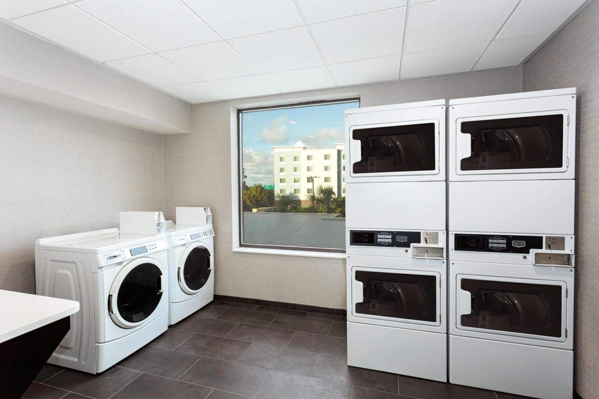 DoubleTree by Hilton Charleston Mount Pleasant photo 42