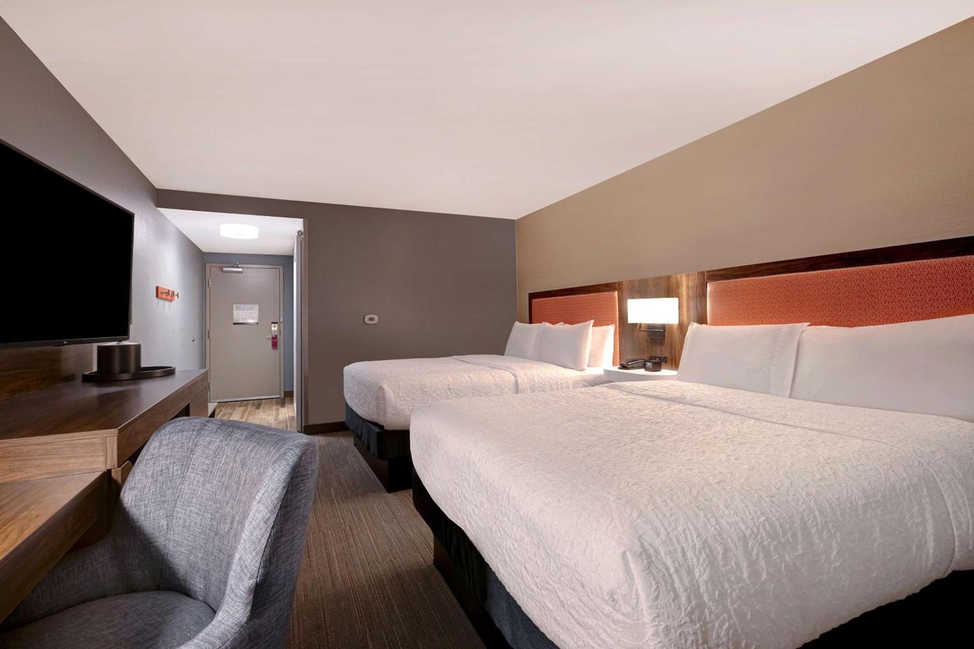 Hampton Inn Crown Point, In photo 26