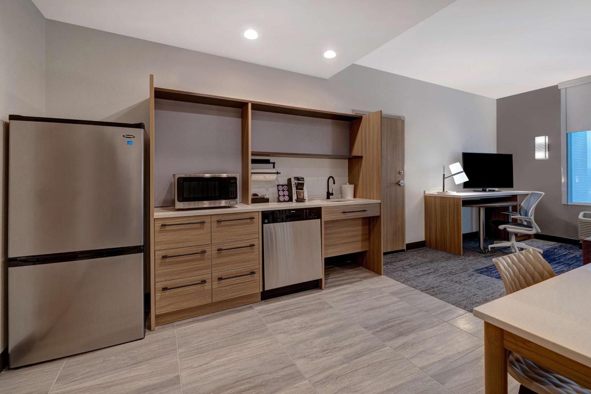Home2 Suites By Hilton Blythewood, Sc photo 48