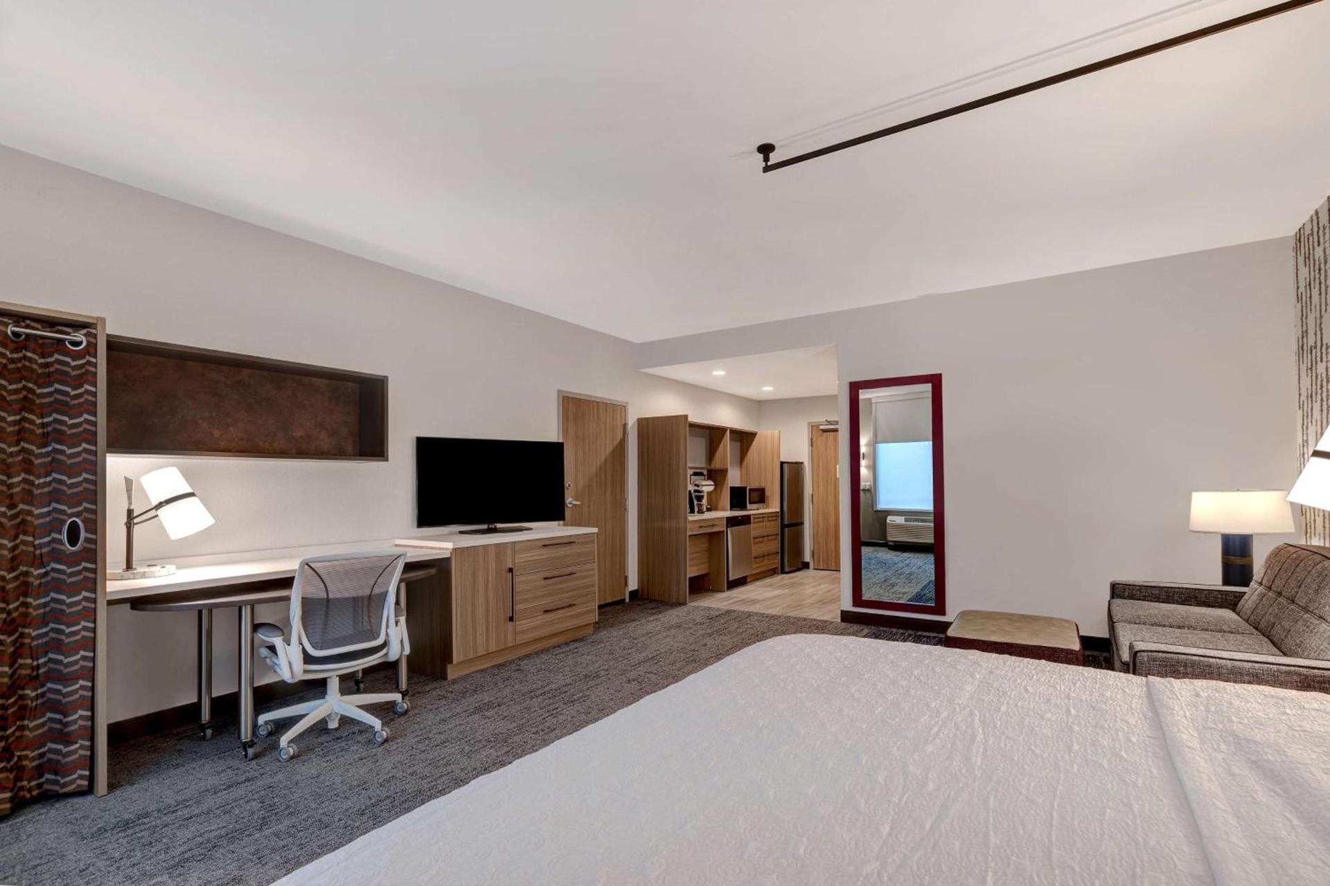 Home2 Suites By Hilton Blythewood, Sc photo 56