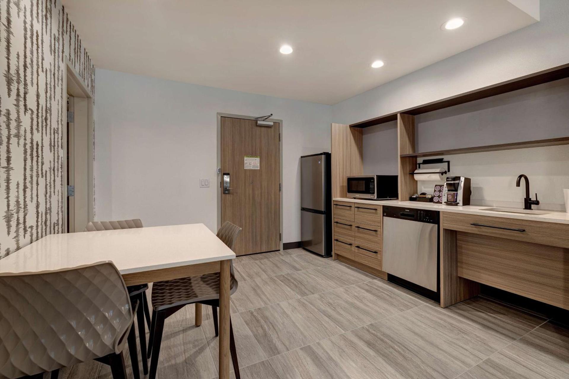 Home2 Suites By Hilton Blythewood, Sc photo 91