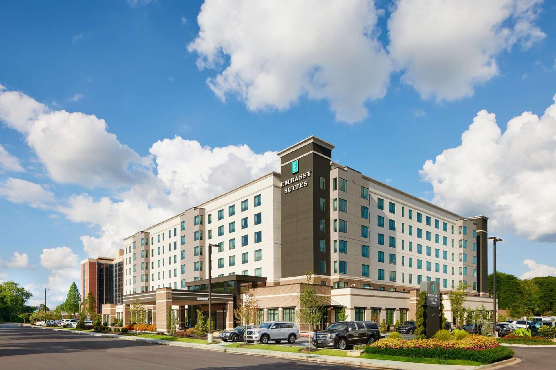 Embassy Suites By Hilton Atlanta Airport North photo 2