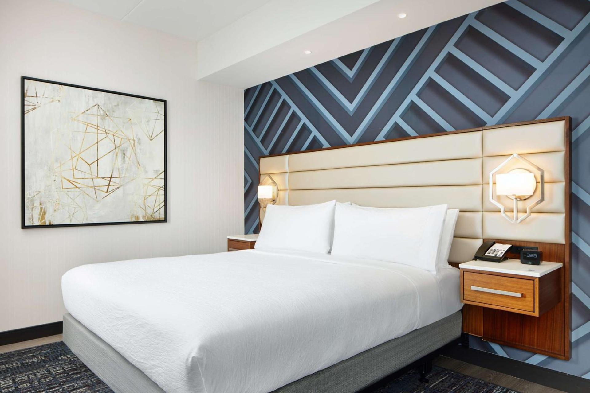 Embassy Suites By Hilton Atlanta Airport North photo 30