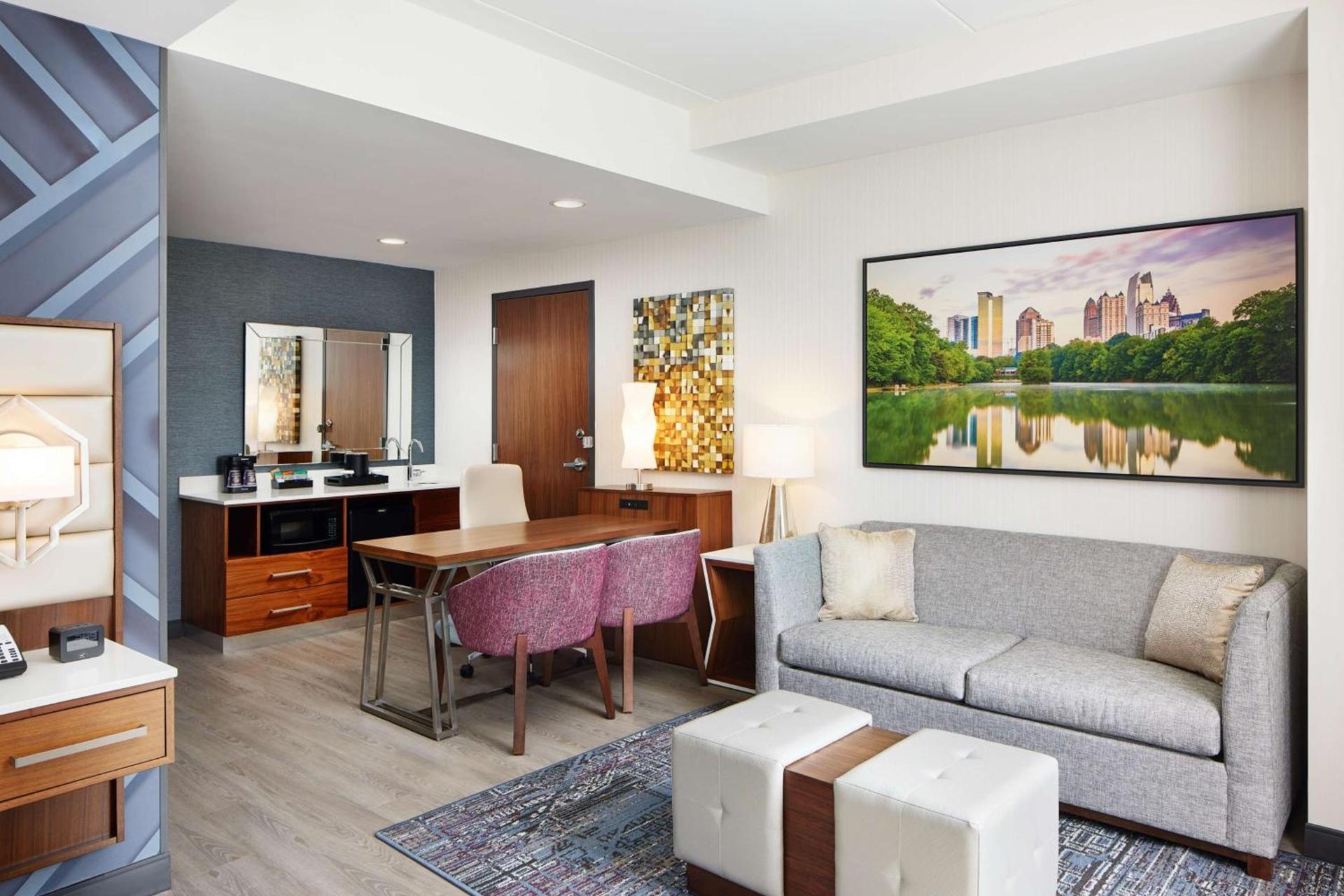 Embassy Suites By Hilton Atlanta Airport North photo 35