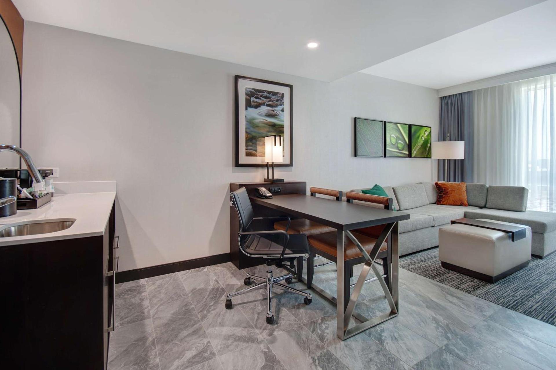 Embassy Suites By Hilton Alpharetta Halcyon photo 26