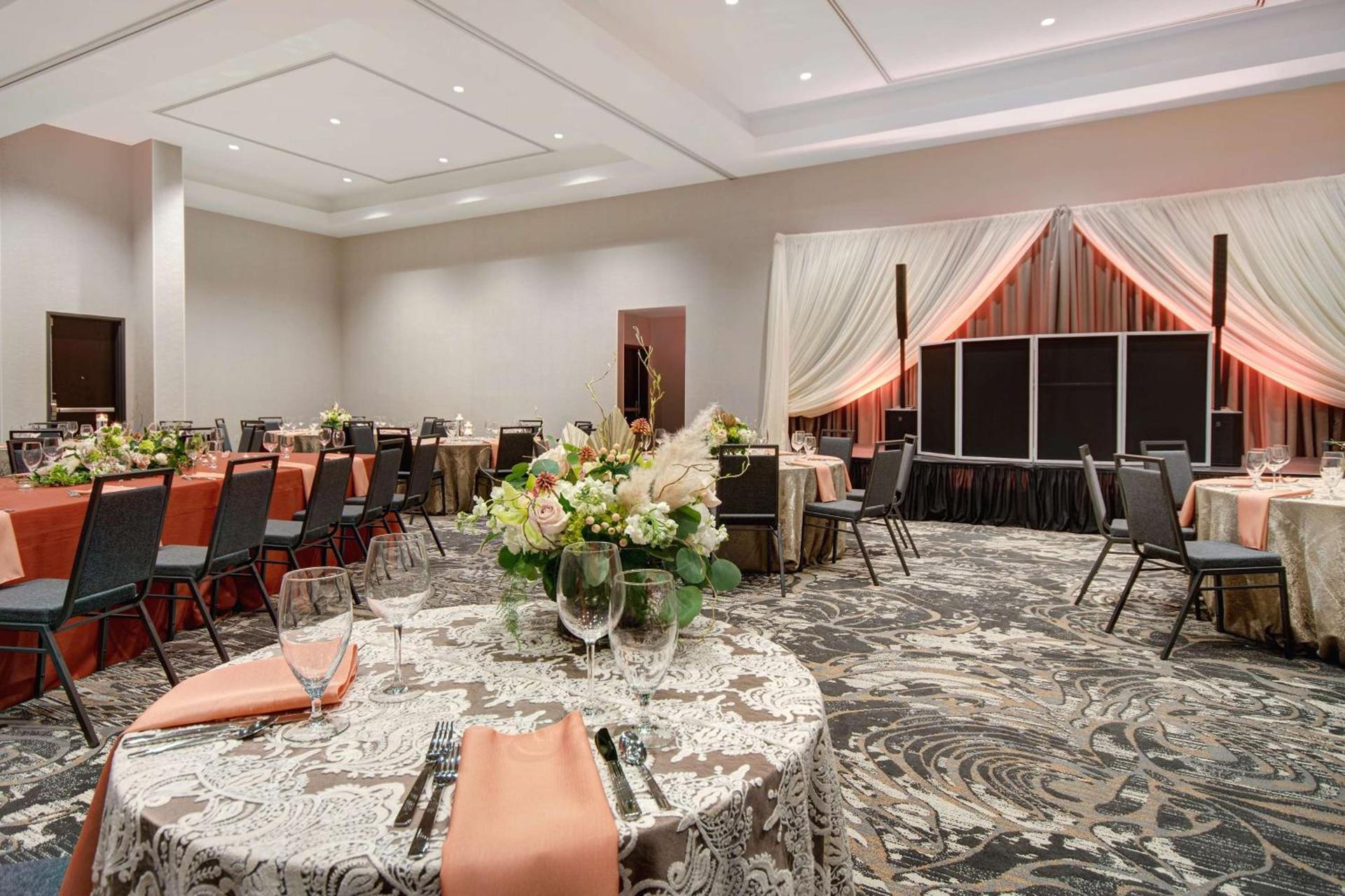 Embassy Suites By Hilton Alpharetta Halcyon photo 38