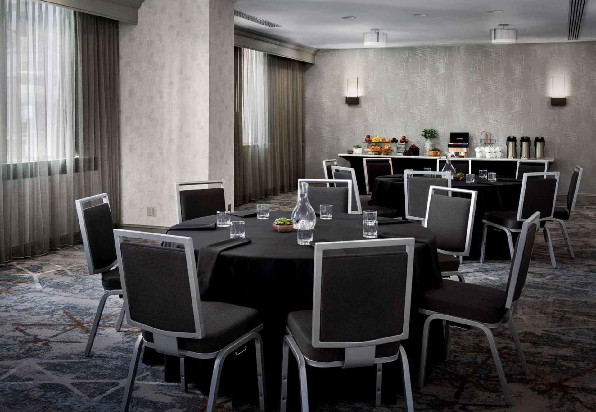 Embassy Suites by Hilton Bethesda Washington DC photo 25
