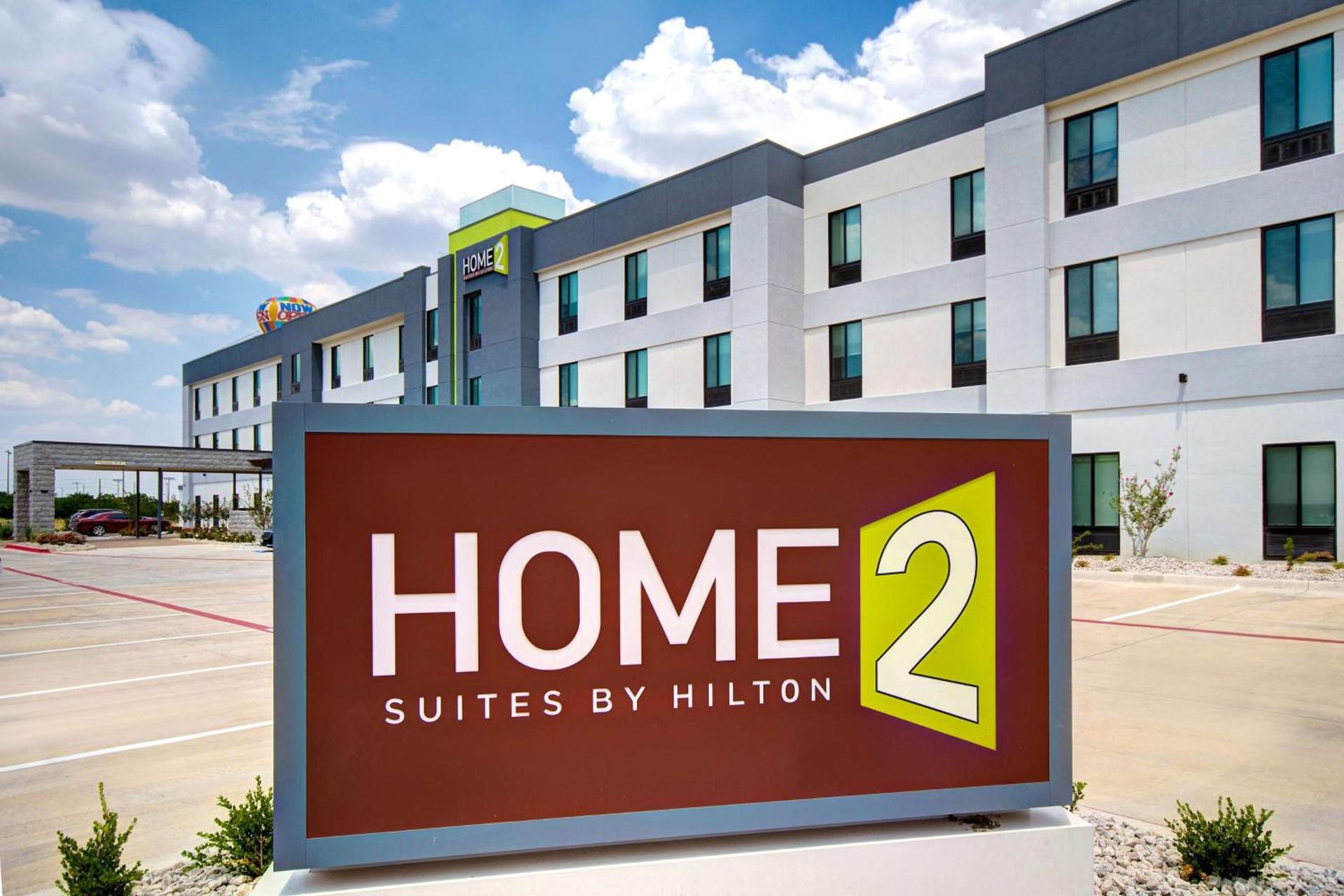Home2 Suites By Hilton Burleson photo 3