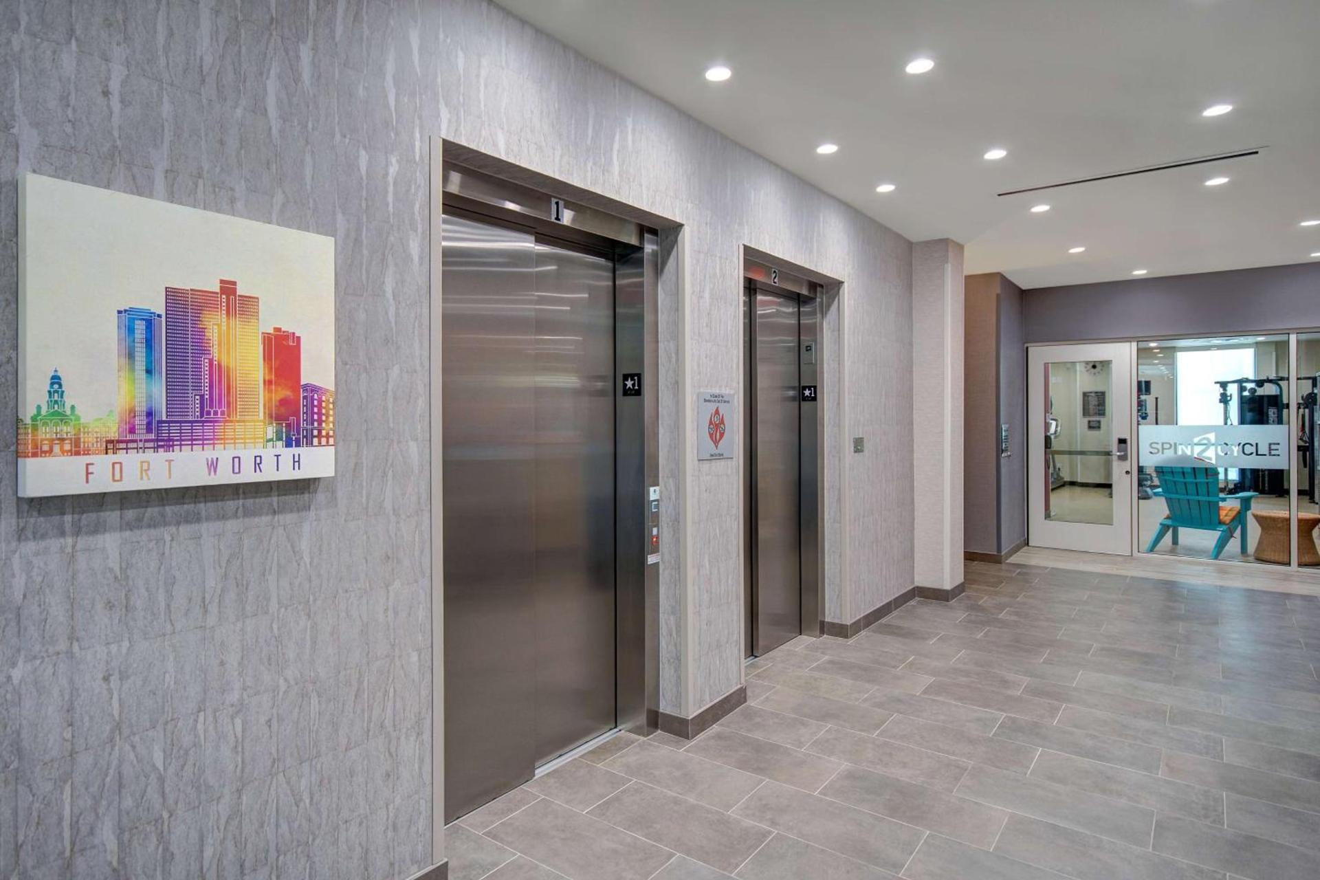 Home2 Suites By Hilton Burleson photo 13