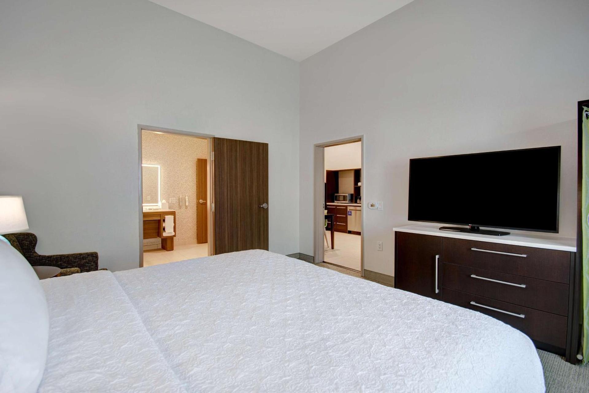 Home2 Suites By Hilton Burleson photo 26