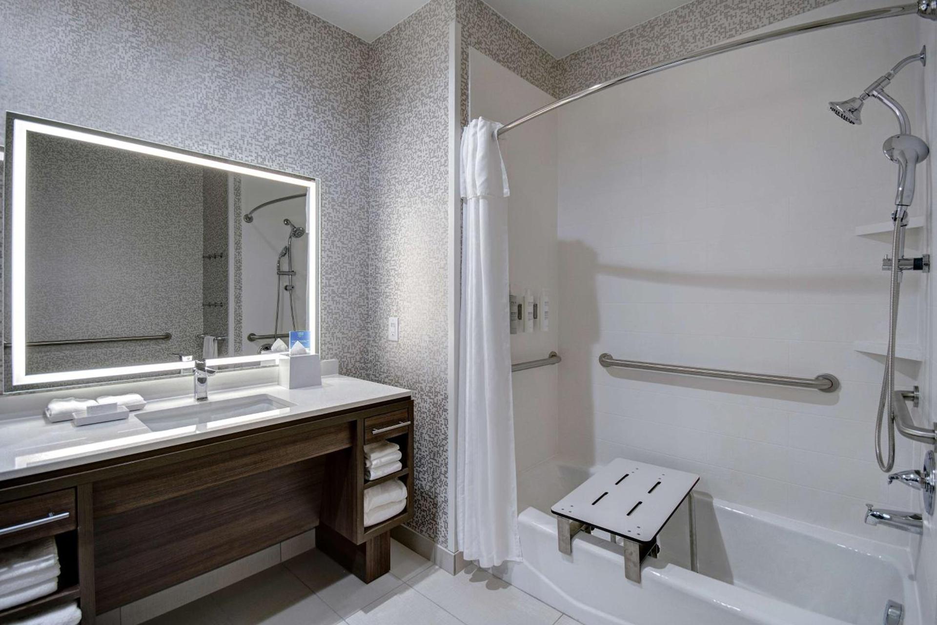 Home2 Suites By Hilton Burleson photo 36