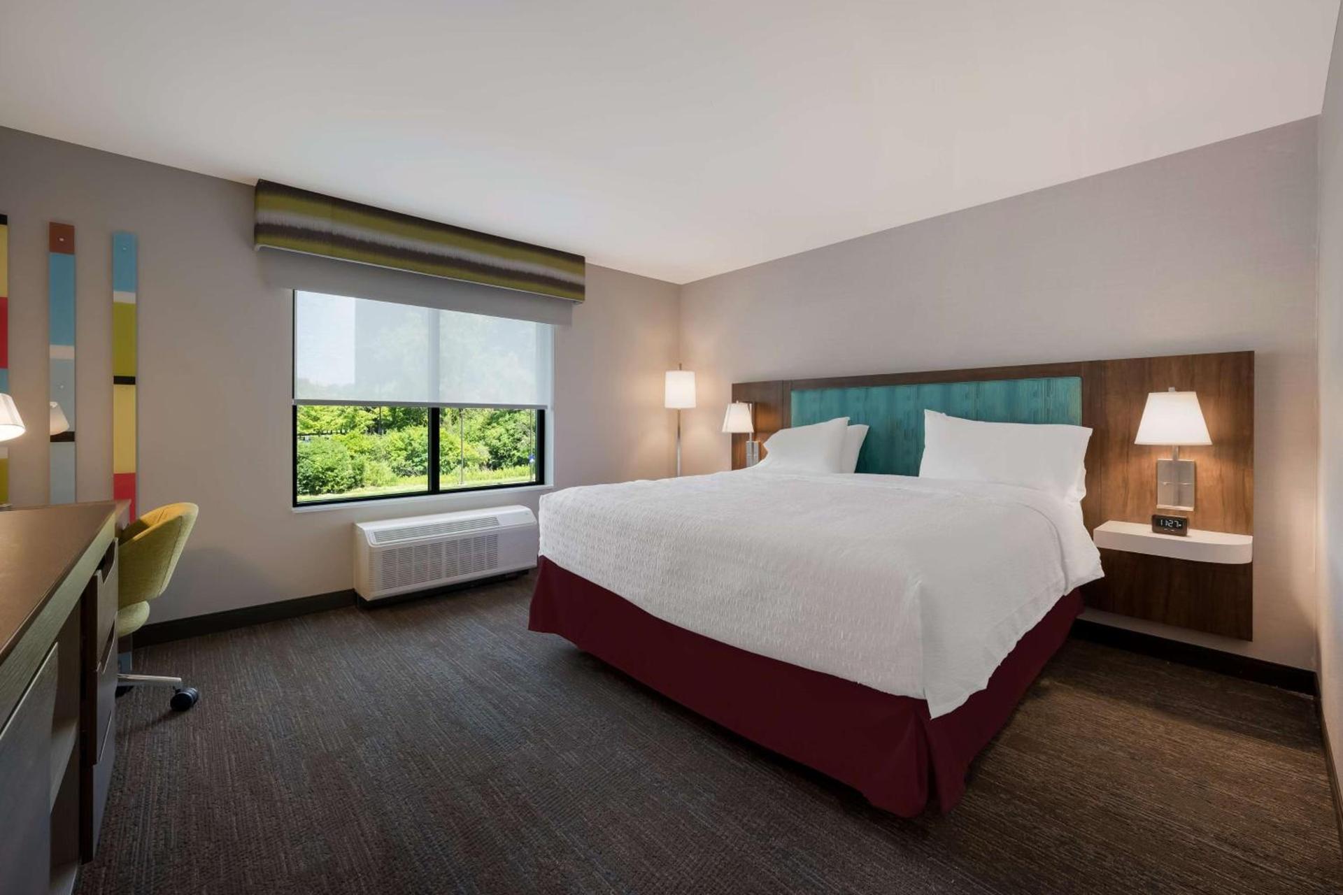 Hampton Inn by Hilton Detroit Southfield photo 14