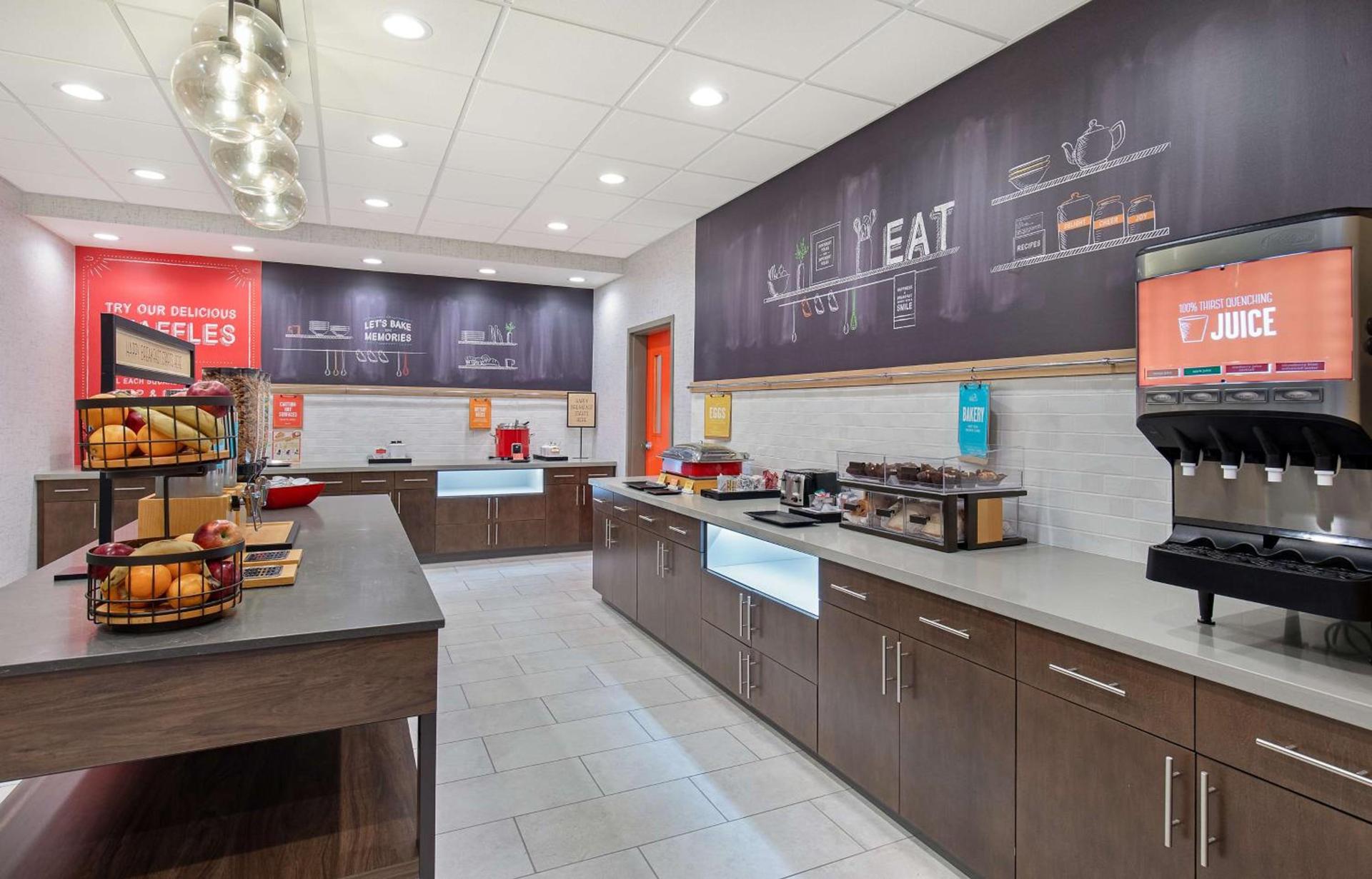 Hampton Inn Albertville, Al photo 24
