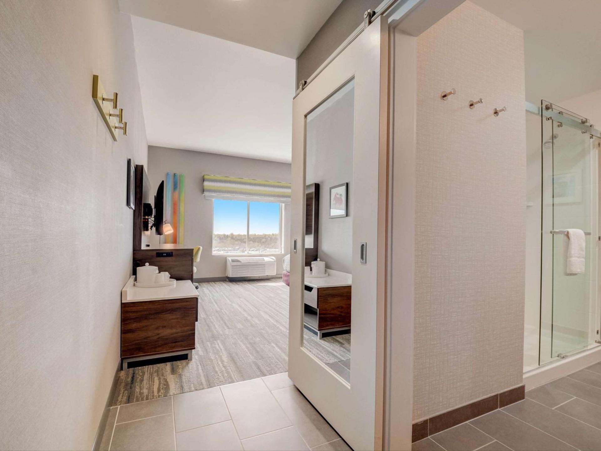 Hampton Inn & Suites Williamstown Ark Encounter, Ky photo 19