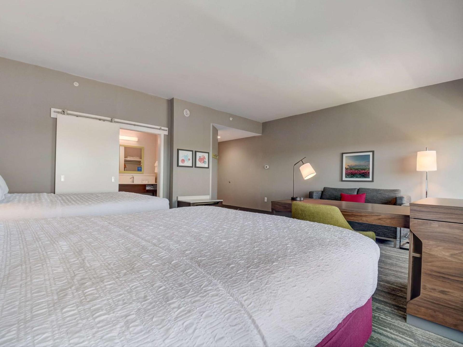Hampton Inn & Suites Williamstown Ark Encounter, Ky photo 28