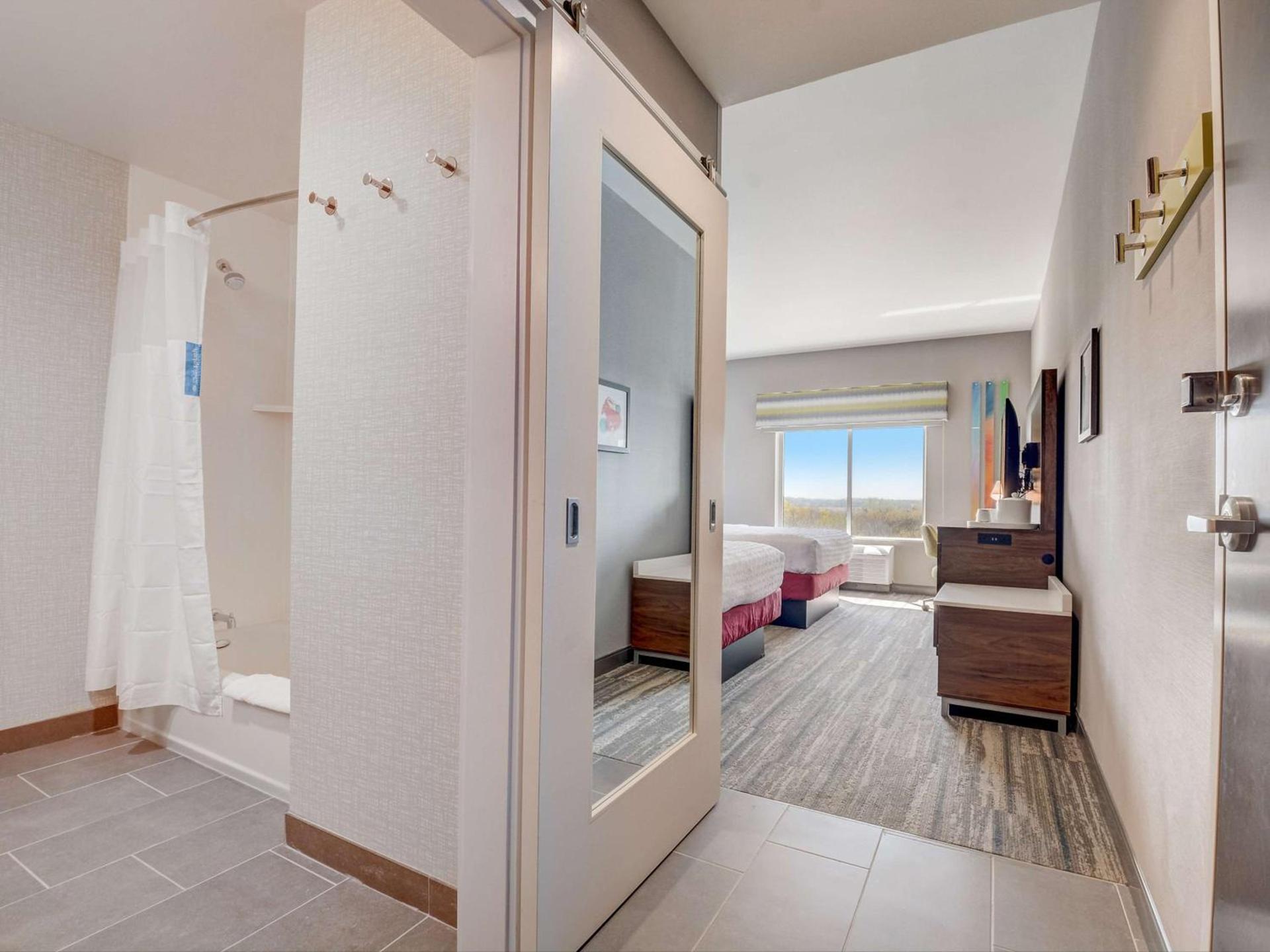 Hampton Inn & Suites Williamstown Ark Encounter, Ky photo 39