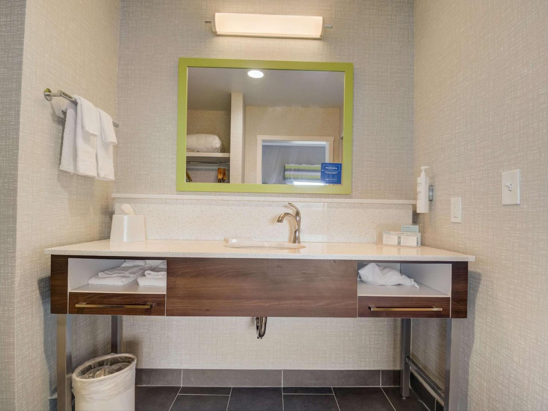 Hampton Inn & Suites Williamstown Ark Encounter, Ky photo 41