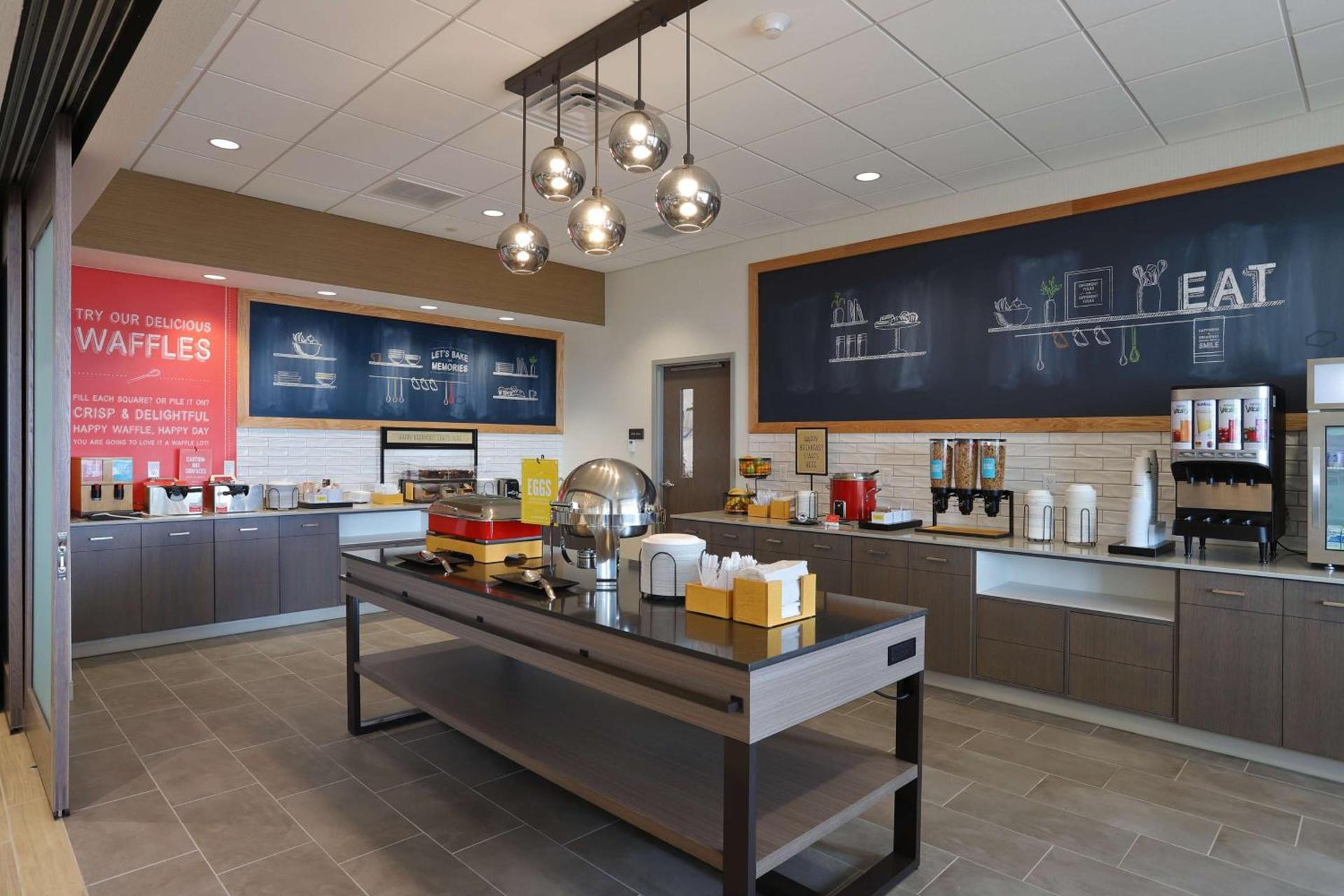 Hampton Inn & Suites Manistee, Mi photo 9