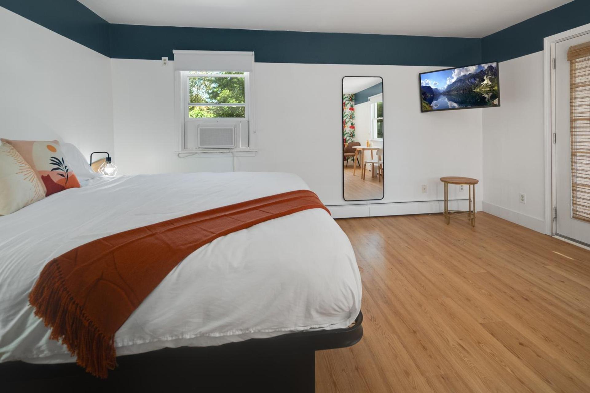 Birches Motel photo 21