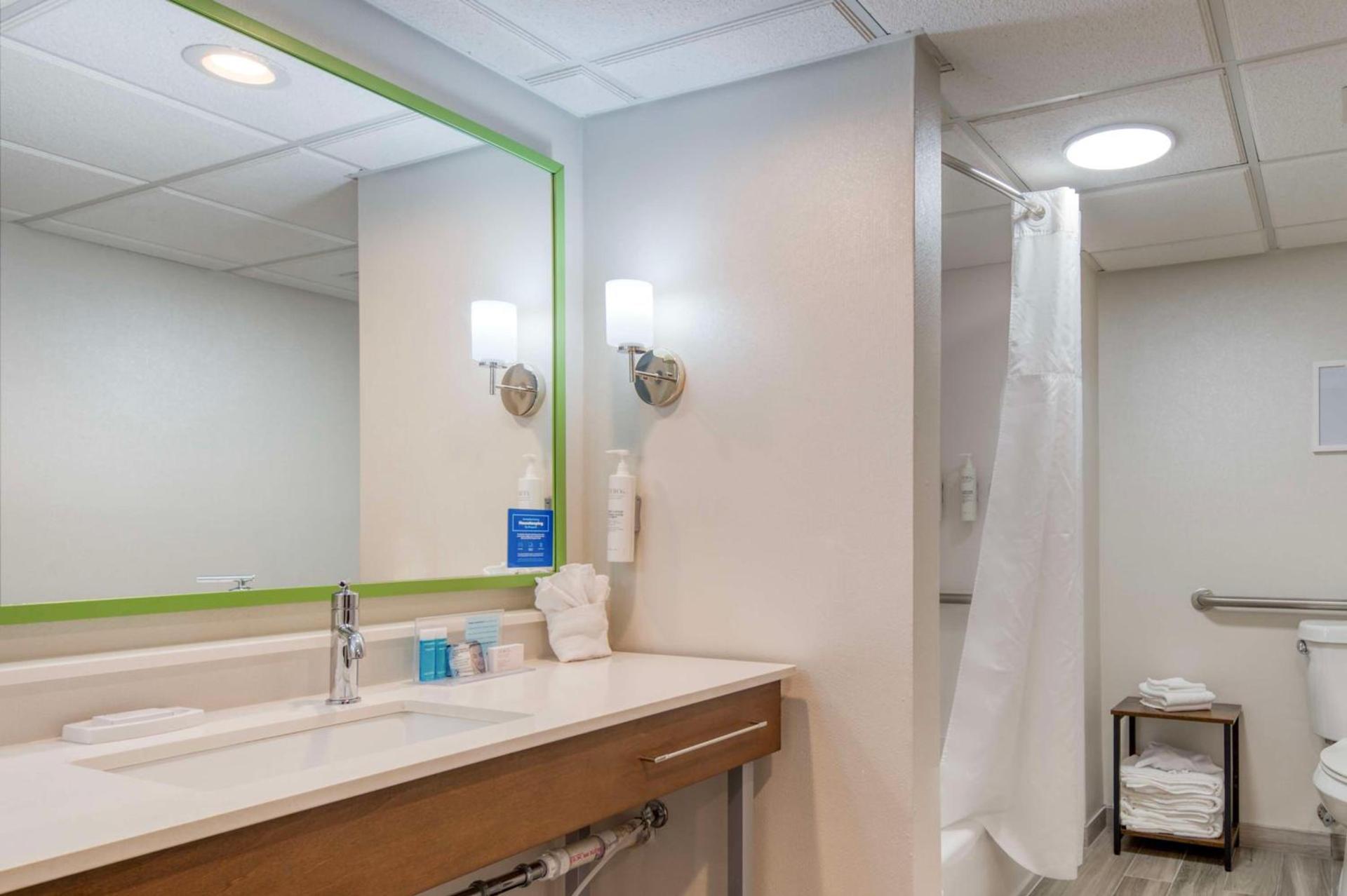 Hampton Inn & Suites Wilmington/Wrightsville Beach photo 47