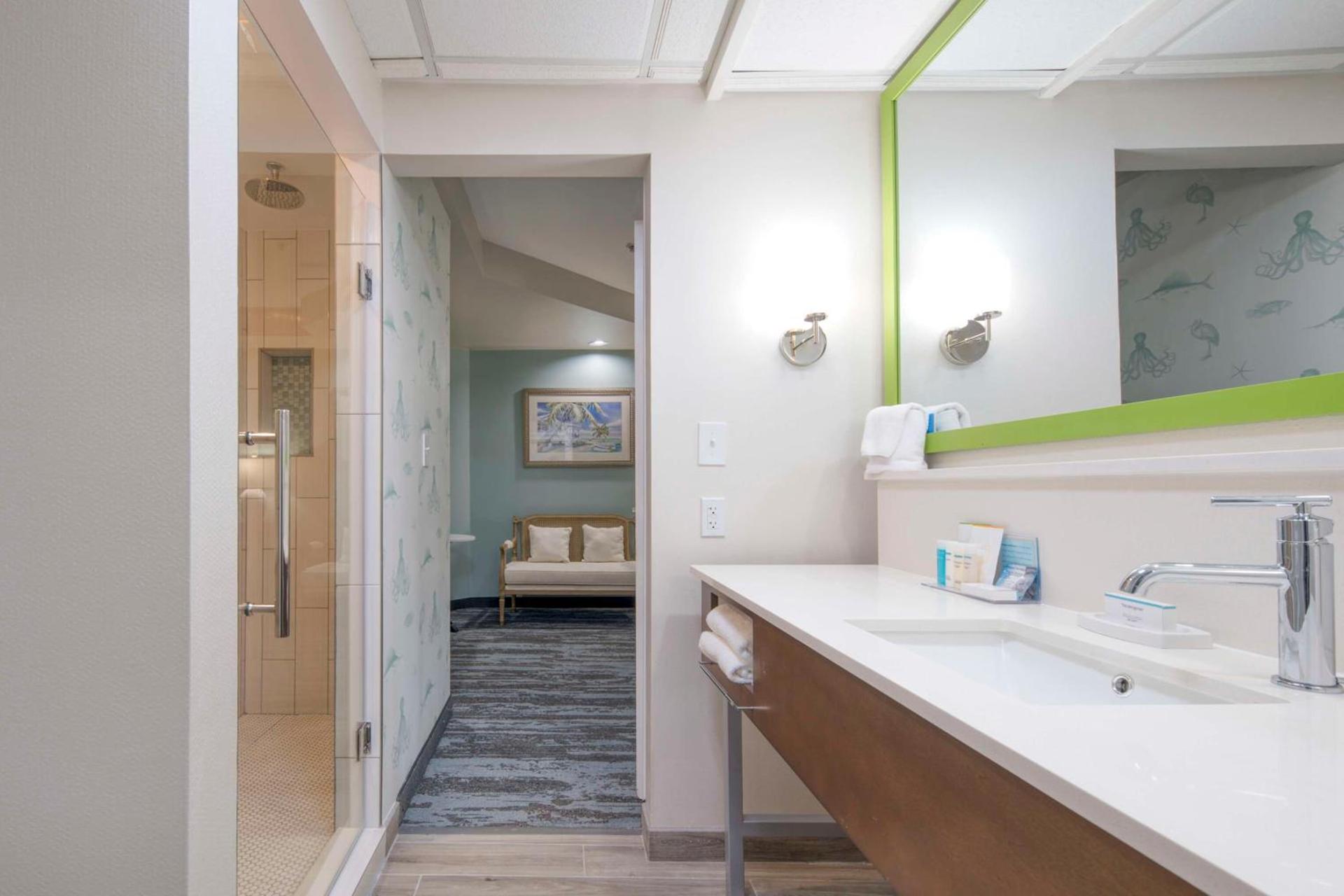 Hampton Inn & Suites Wilmington/Wrightsville Beach photo 51