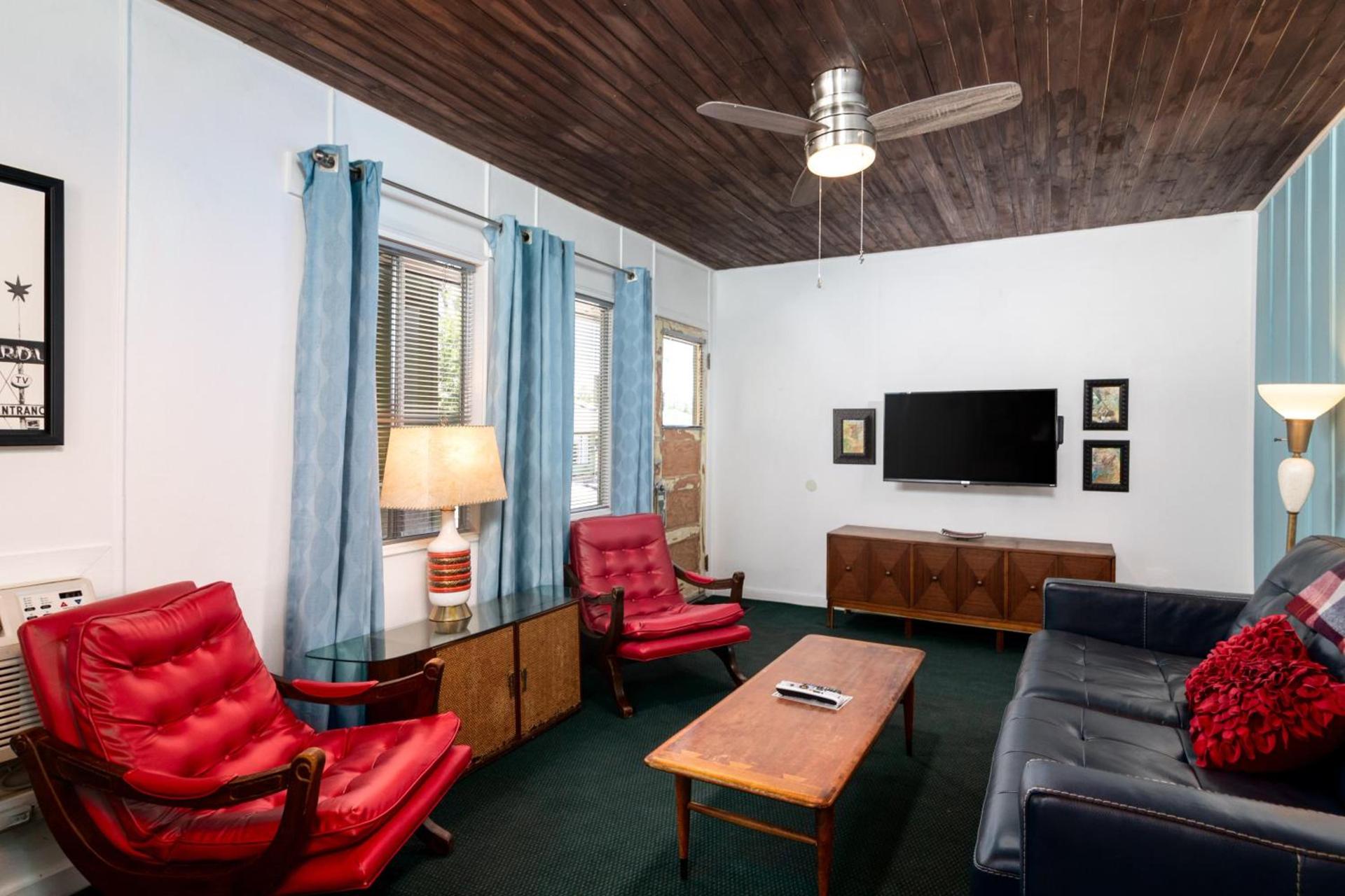 The Motor Lodge photo 6