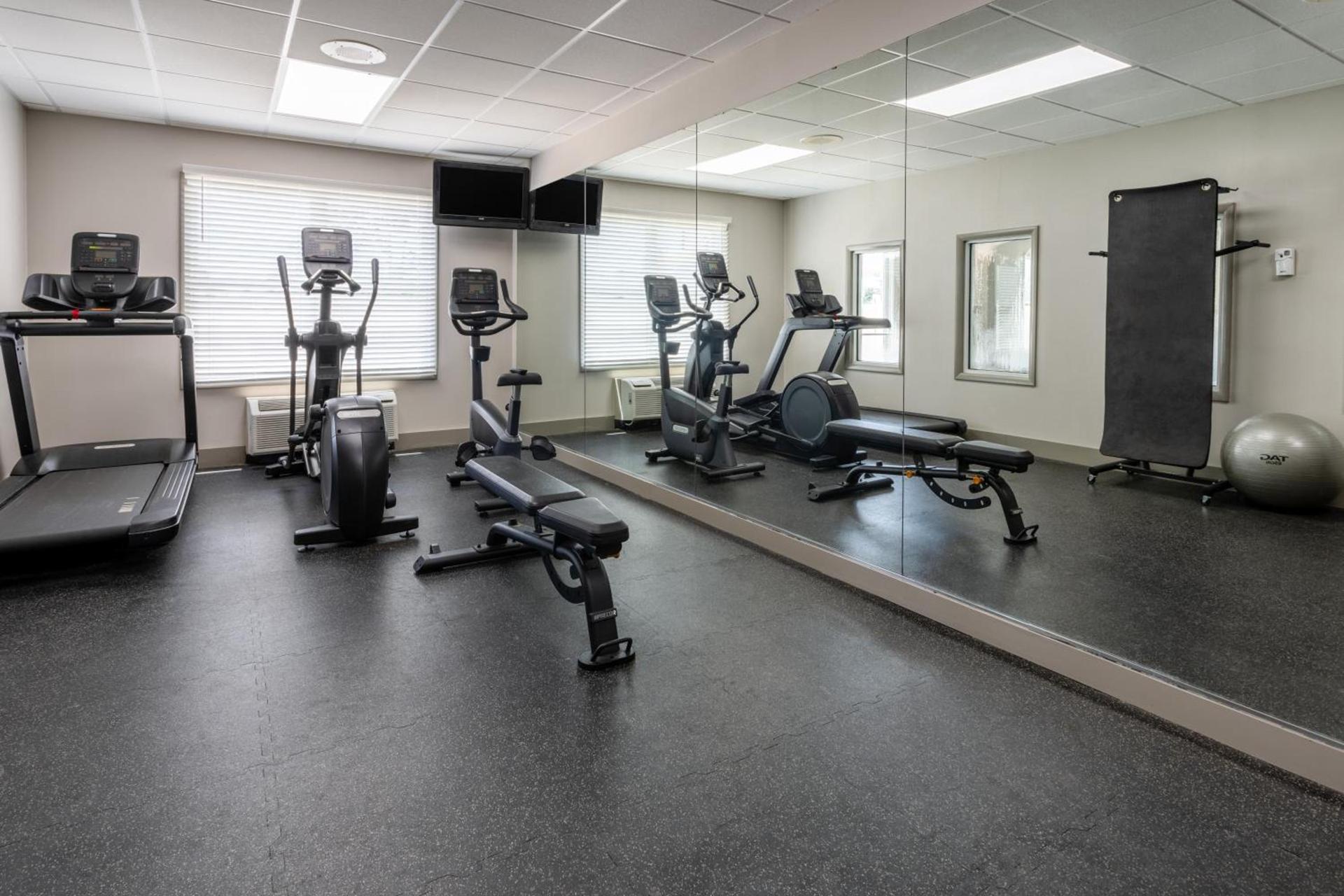 Country Inn & Suites by Radisson, Valdosta, GA photo 46