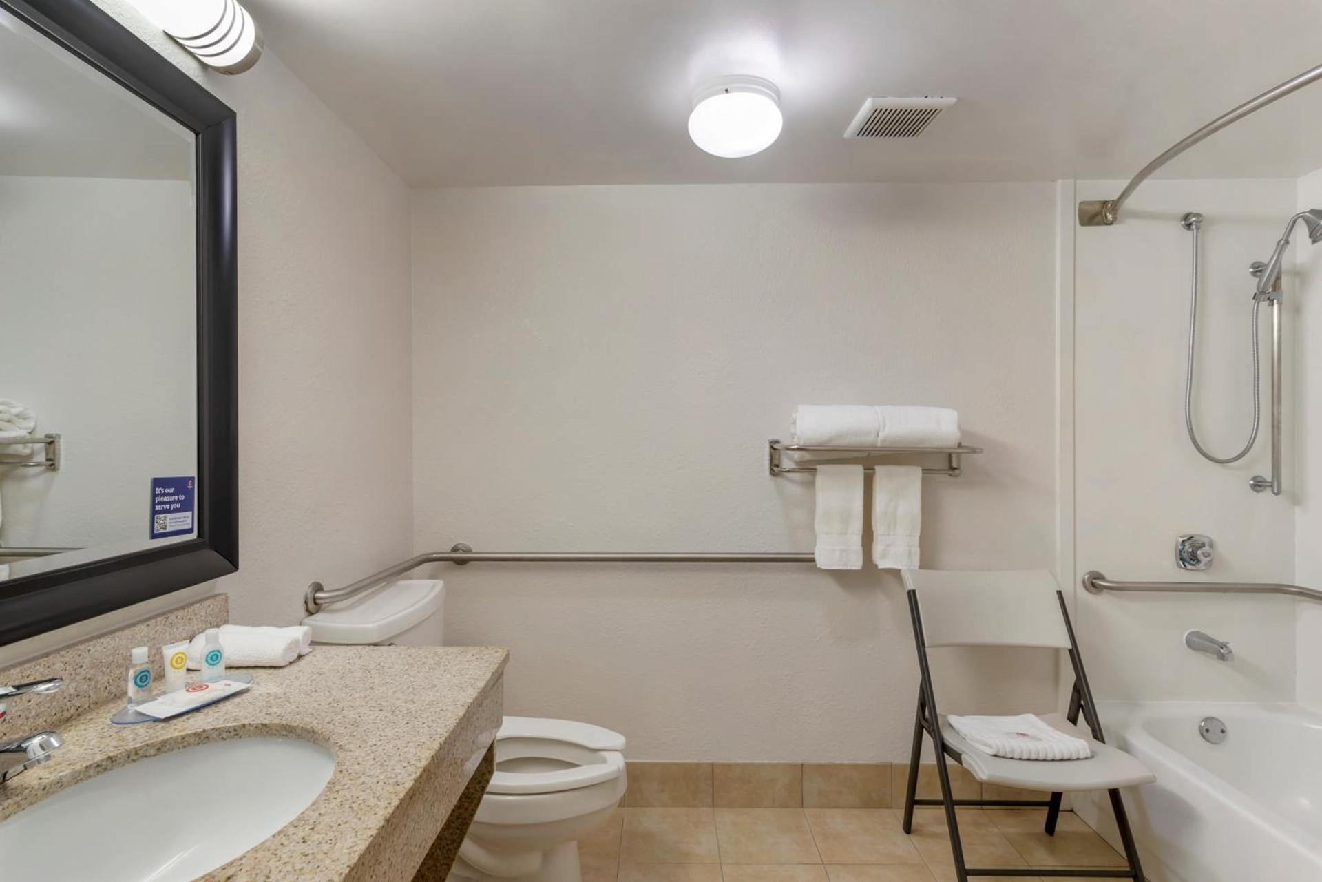 Comfort Inn Alpharetta-Atlanta North photo 45