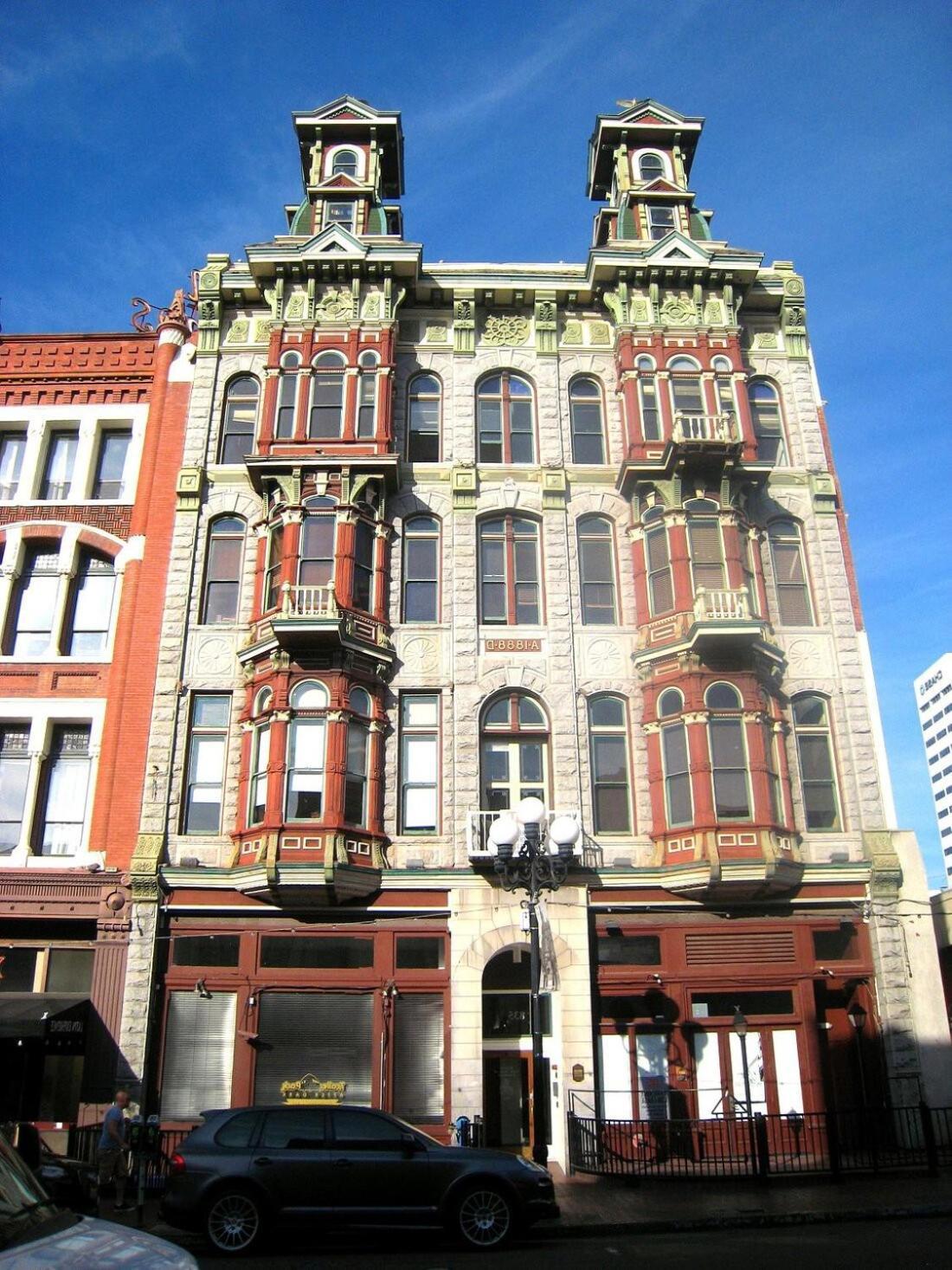 Arthur Hotel photo 1
