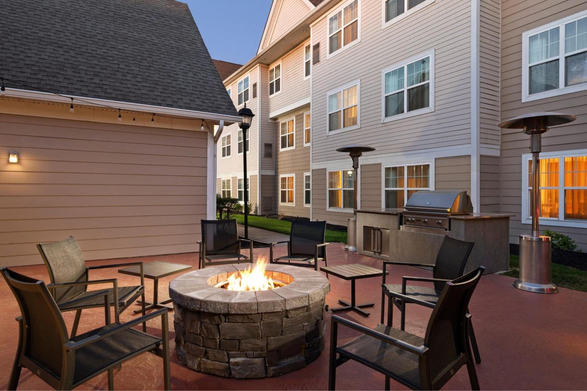 Residence Inn Mt. Laurel at Bishop's Gate photo 30