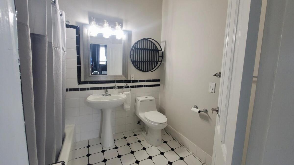 Arthur Hotel photo 33