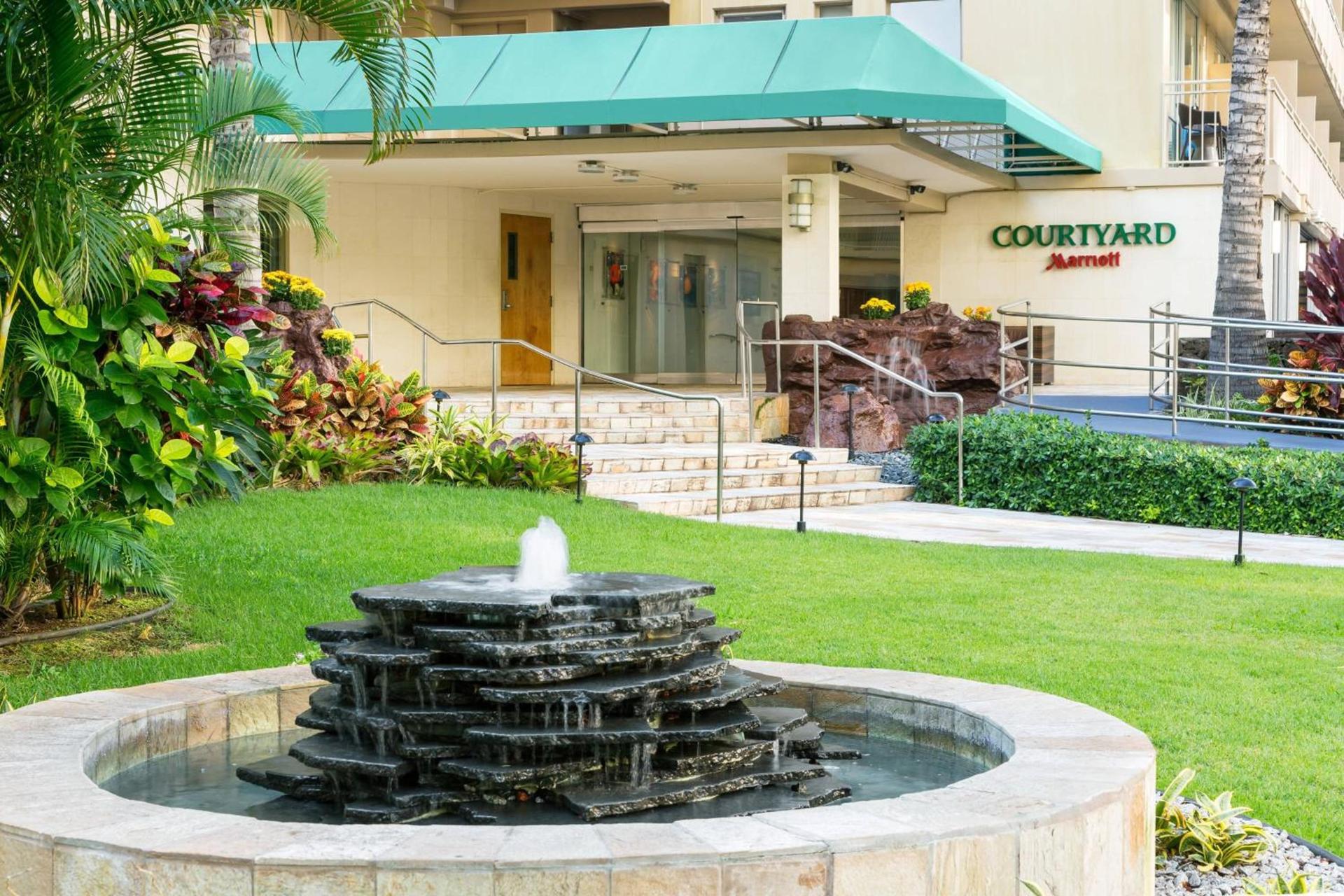 Courtyard by Marriott Waikiki Beach photo 3
