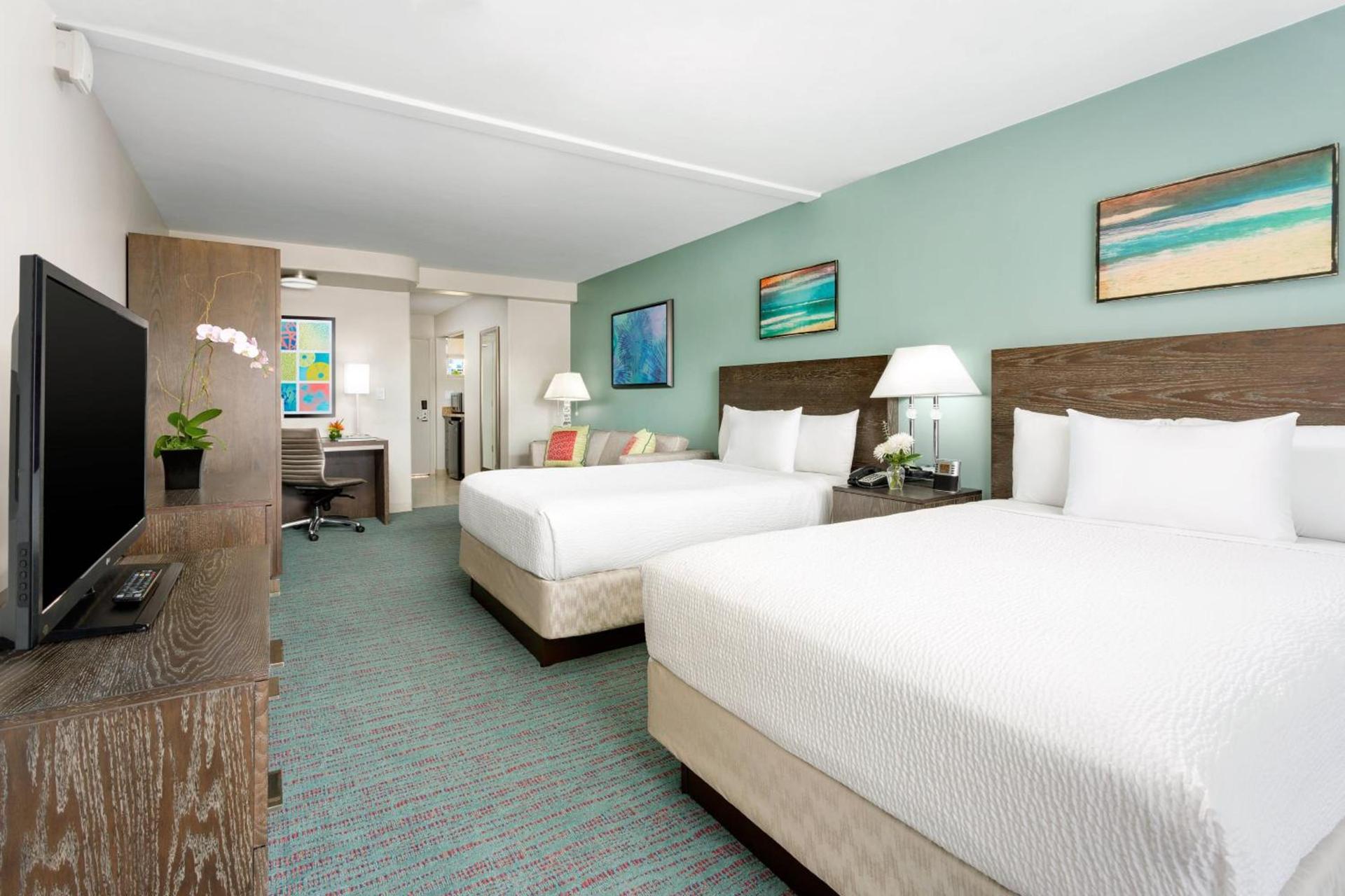 Courtyard by Marriott Waikiki Beach photo 28