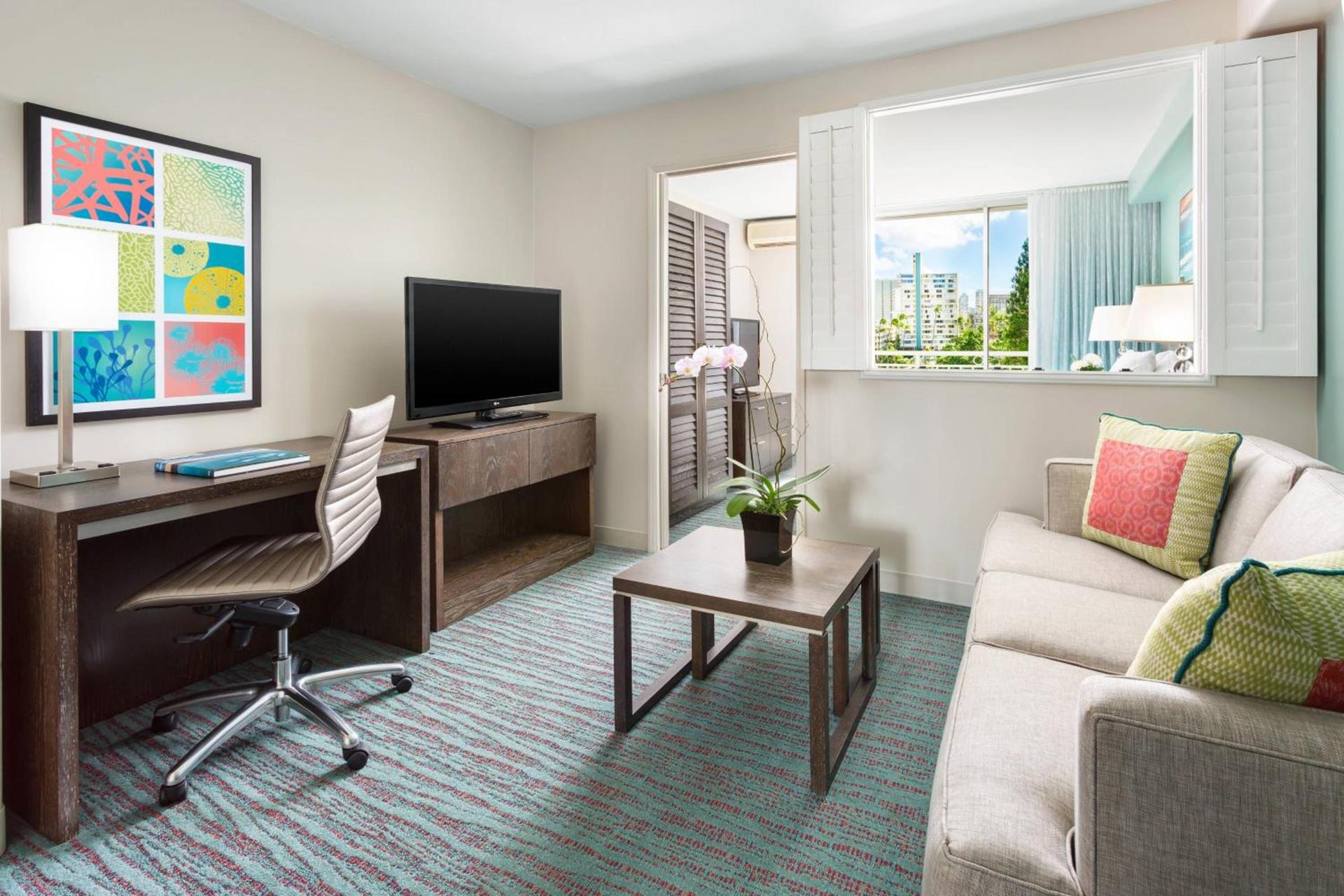 Courtyard by Marriott Waikiki Beach photo 35
