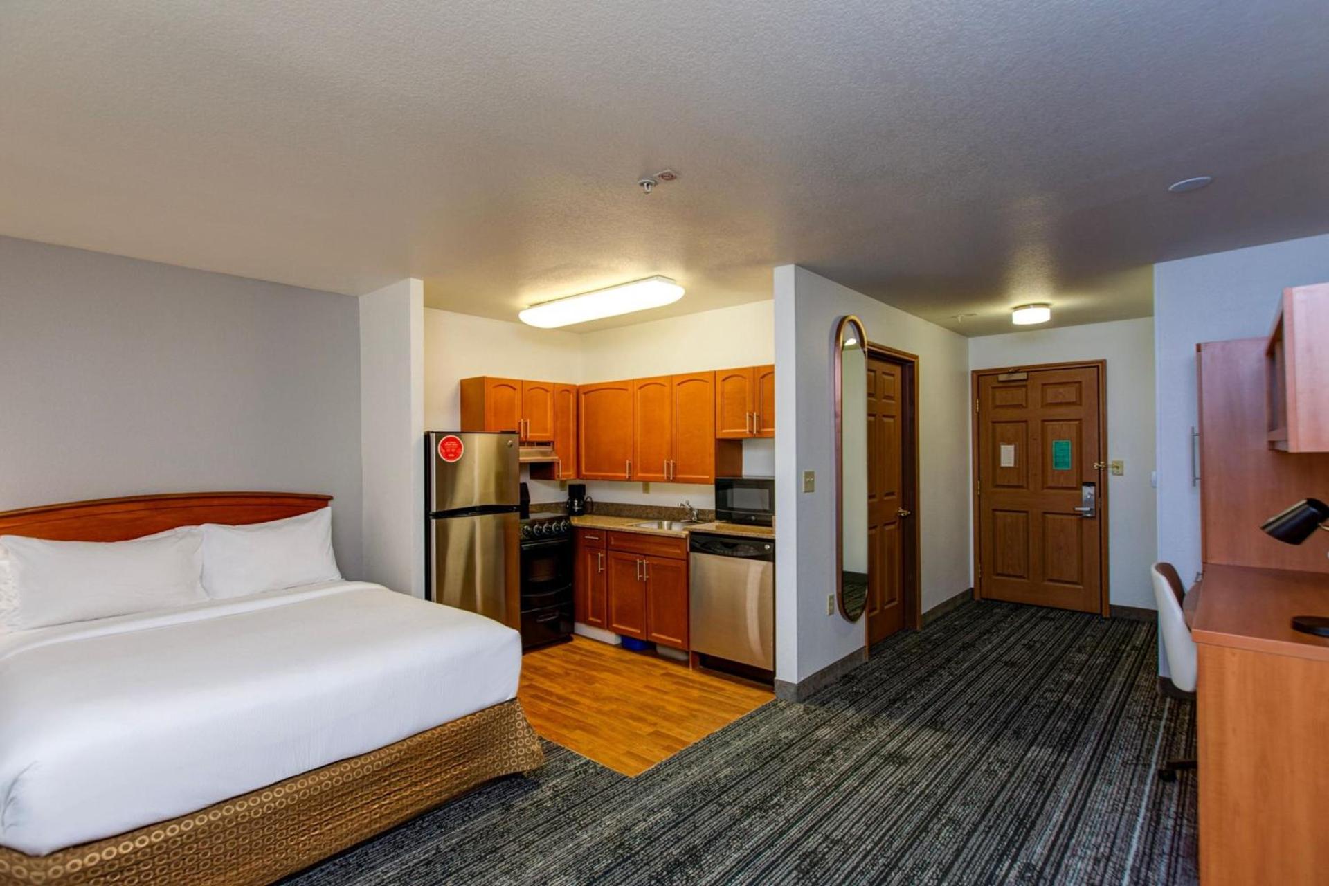 TownePlace Suites Colorado Springs photo 8