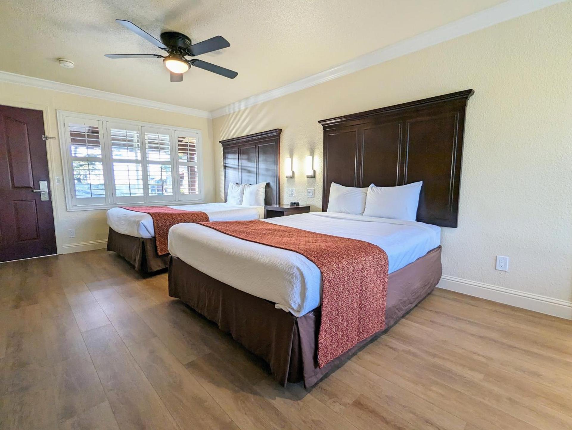 Clarion Collection Wilkie's Inn Pacific Grove - Monterey photo 27