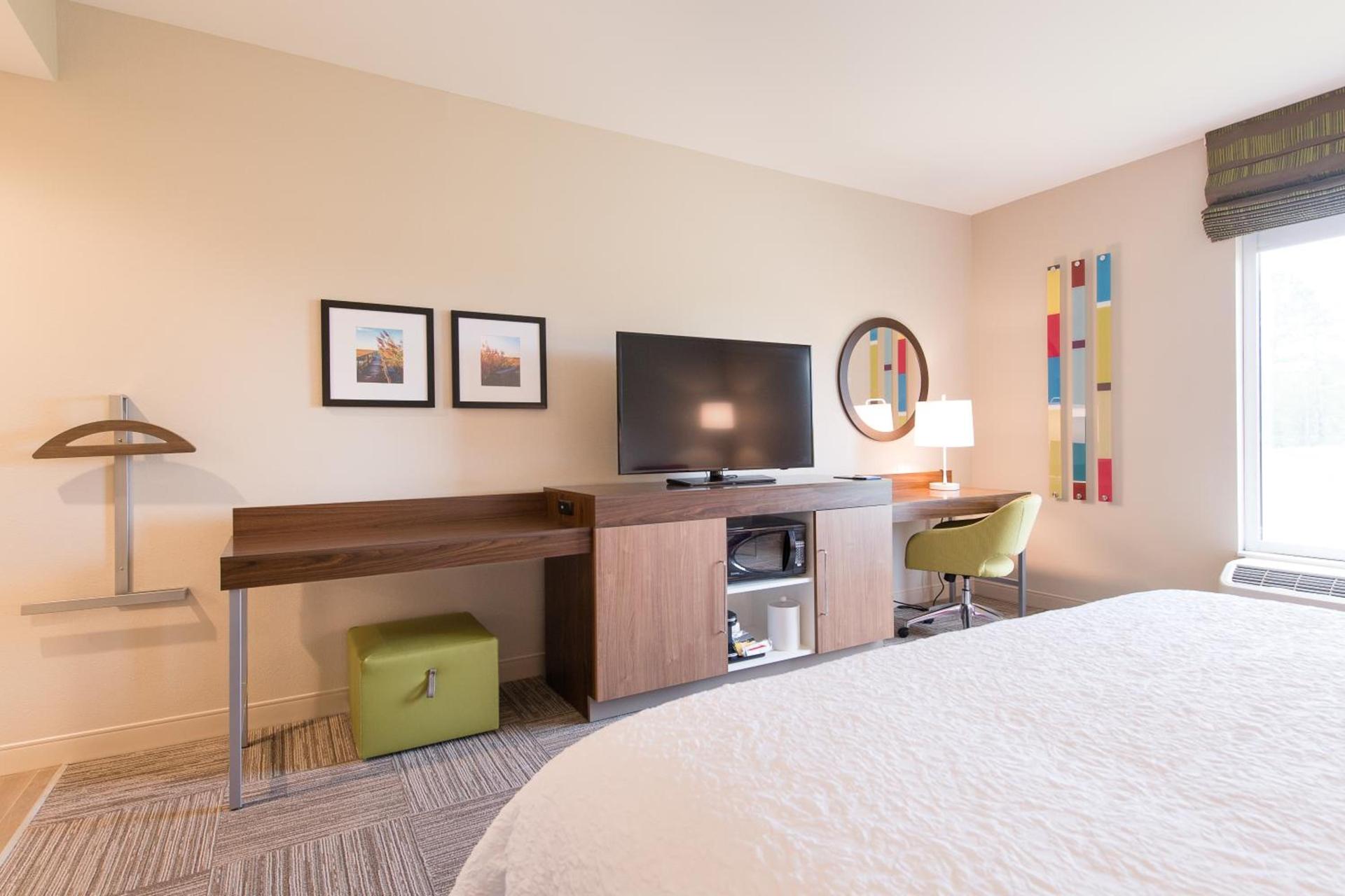 Hampton Inn and Suites Fayetteville, NC photo 38