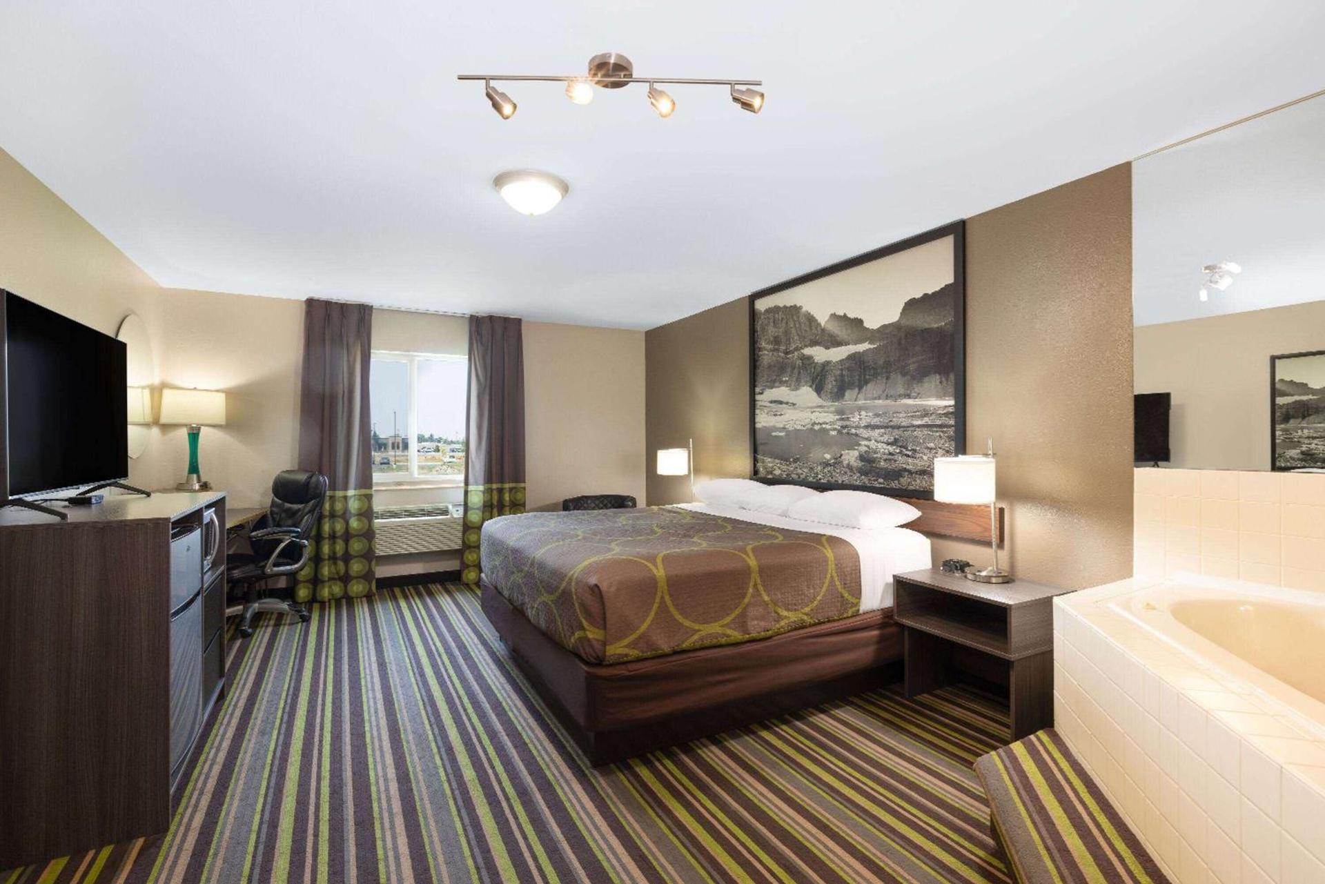 Super 8 by Wyndham Belgrade/Bozeman Airport photo 18