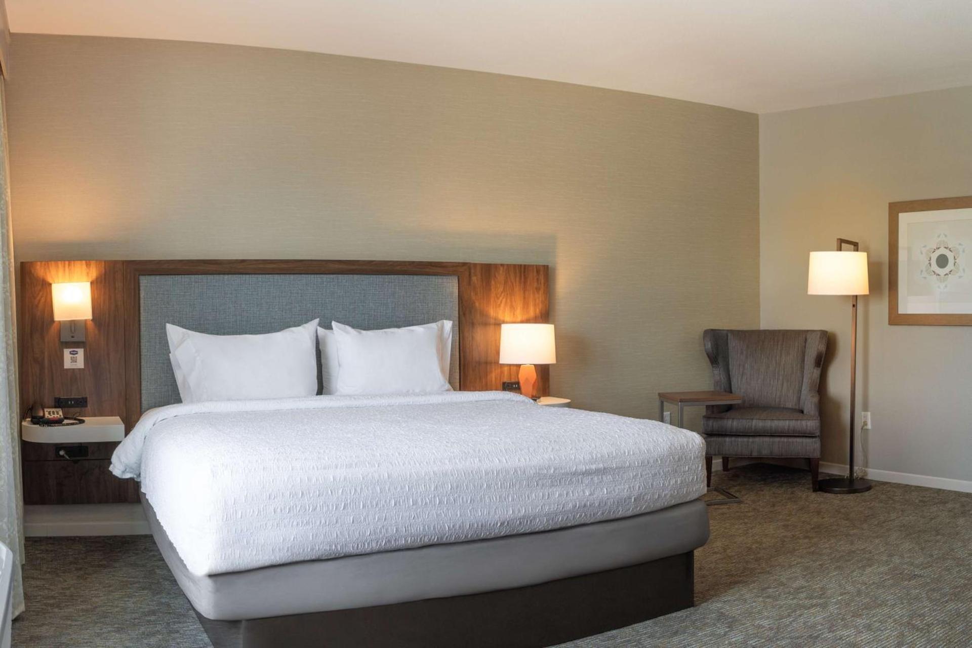 Hampton Inn & Suites Boerne photo 25