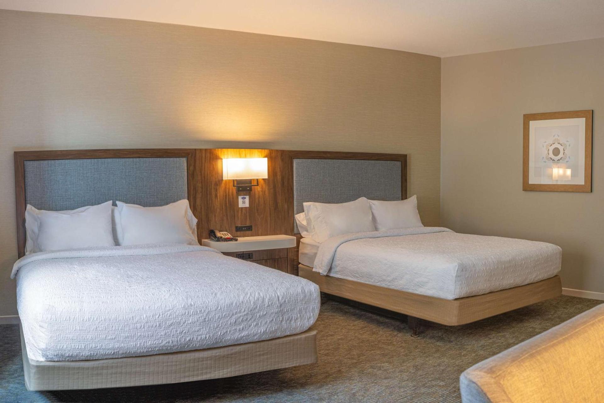 Hampton Inn & Suites Boerne photo 31