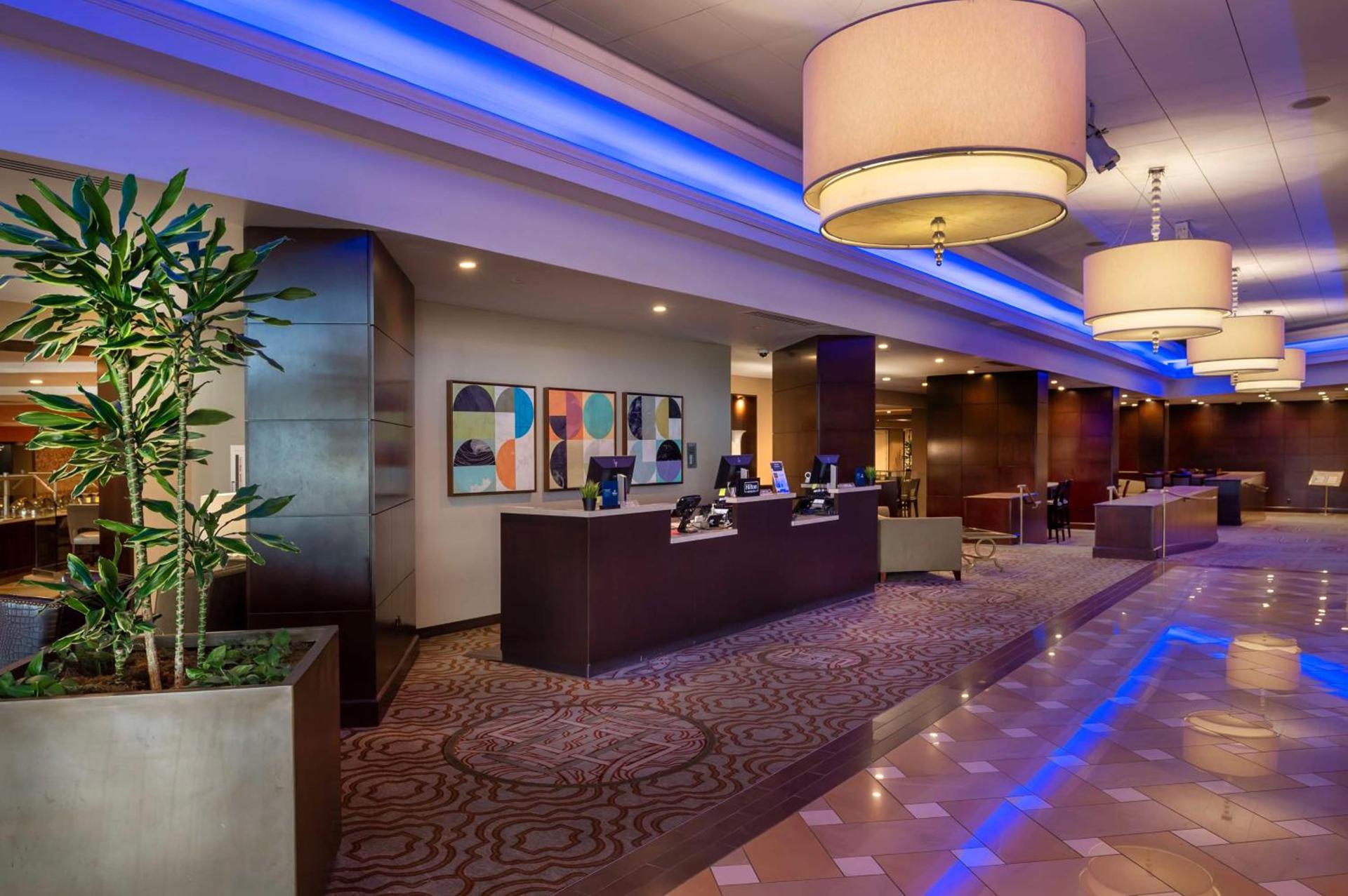 Hilton St. Louis Airport photo 2