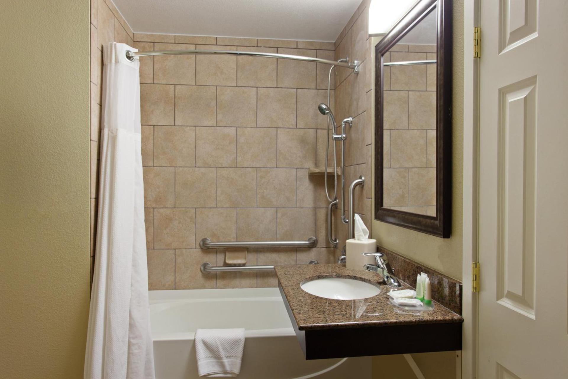 Staybridge Suites Fairfield Napa Valley Area by IHG photo 71