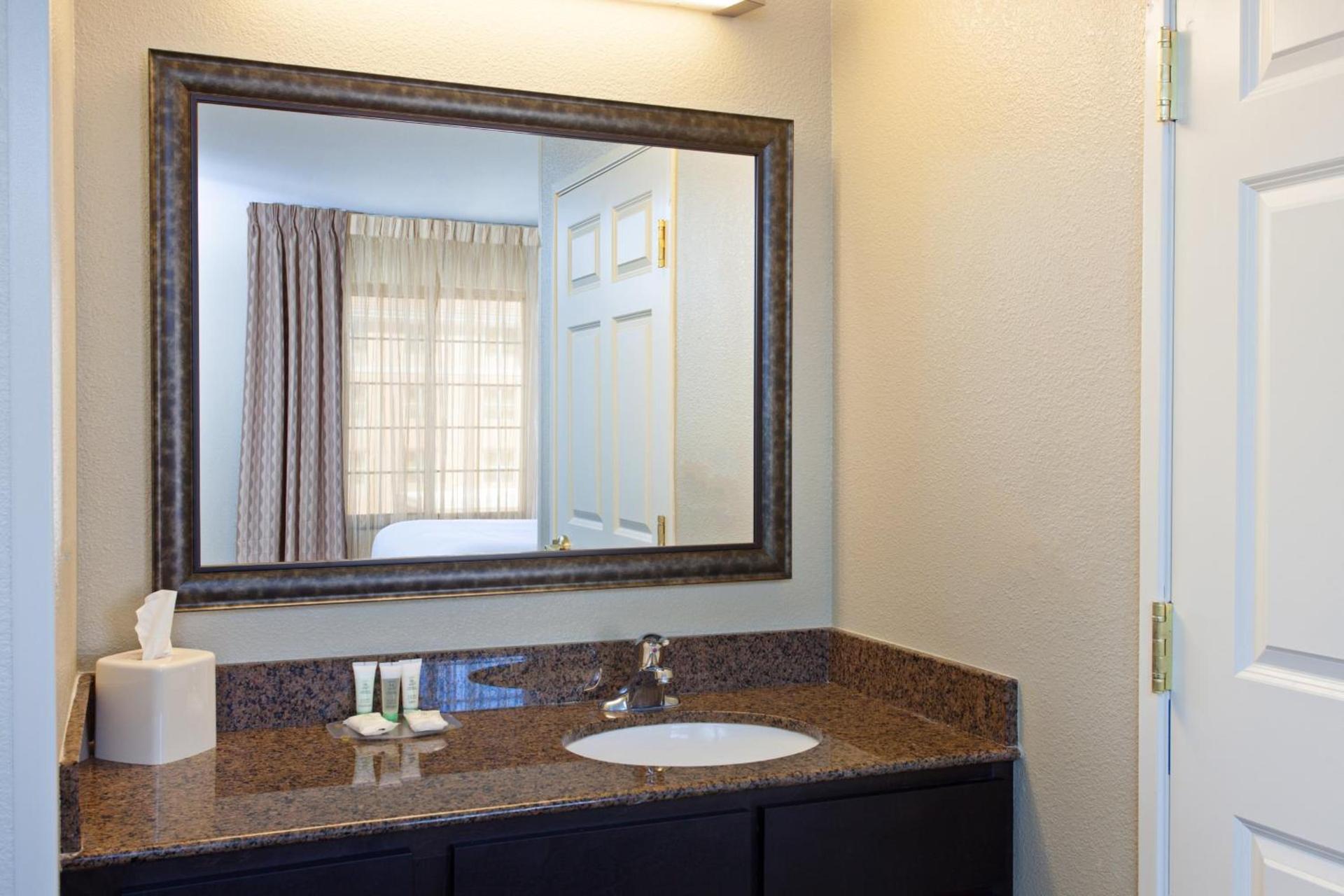 Staybridge Suites Fairfield Napa Valley Area by IHG photo 73