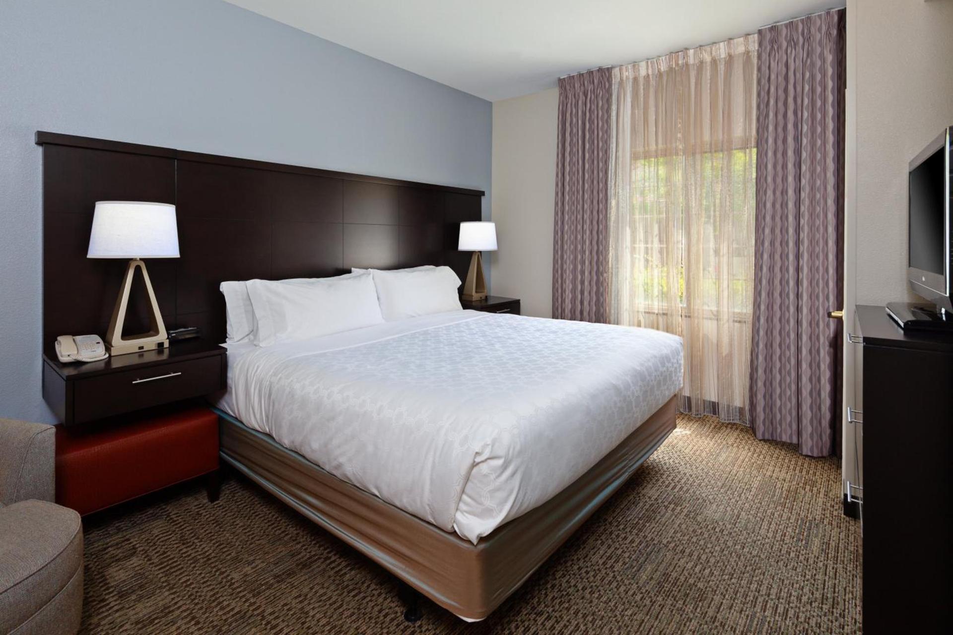 Staybridge Suites Fairfield Napa Valley Area by IHG photo 74