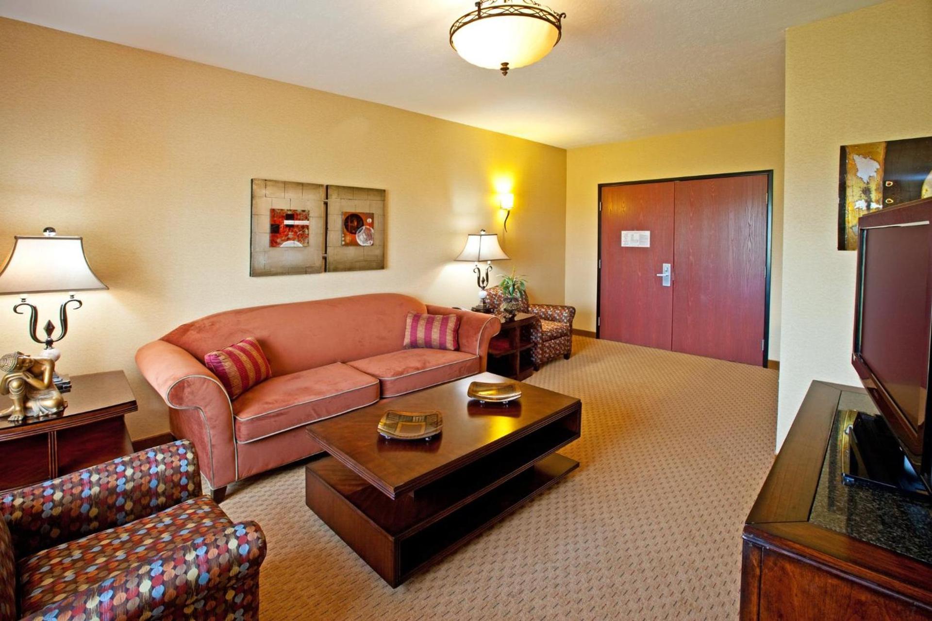 Holiday Inn Express Hotel & Suites Franklin by IHG photo 47
