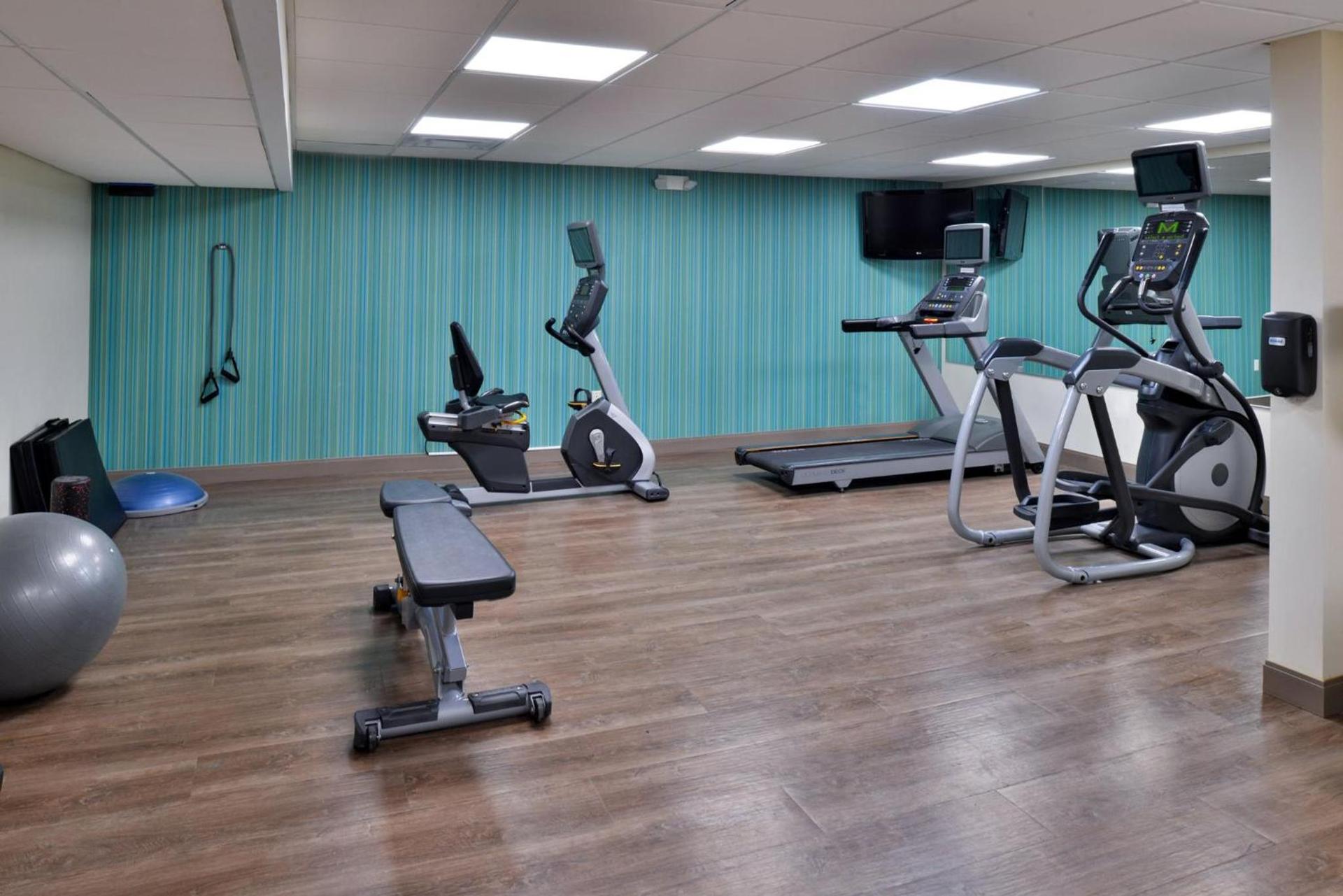 Holiday Inn Express Blowing Rock South, an IHG Hotel photo 42