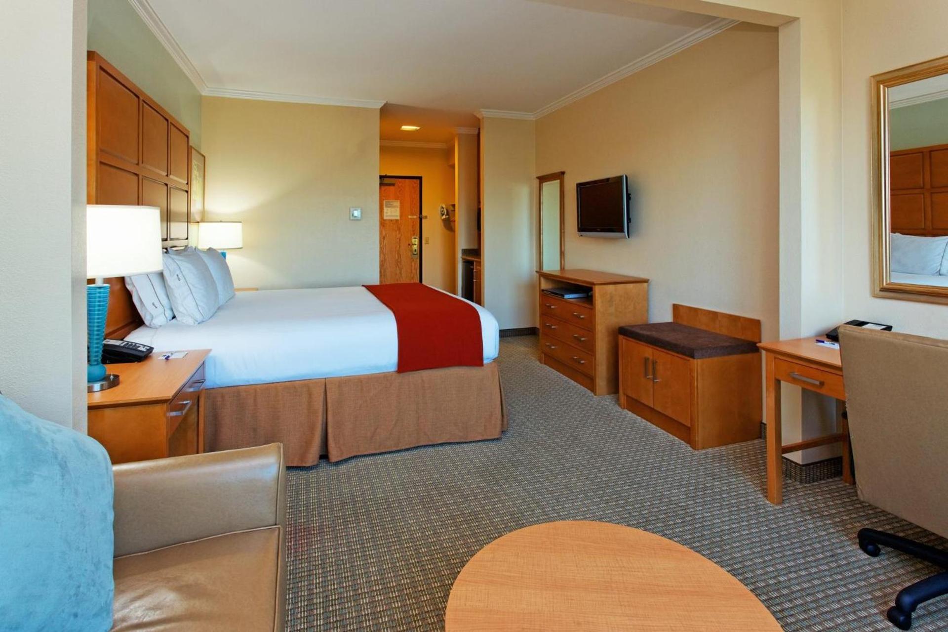Holiday Inn Express & Suites Santa Clara - Silicon Valley by IHG photo 18