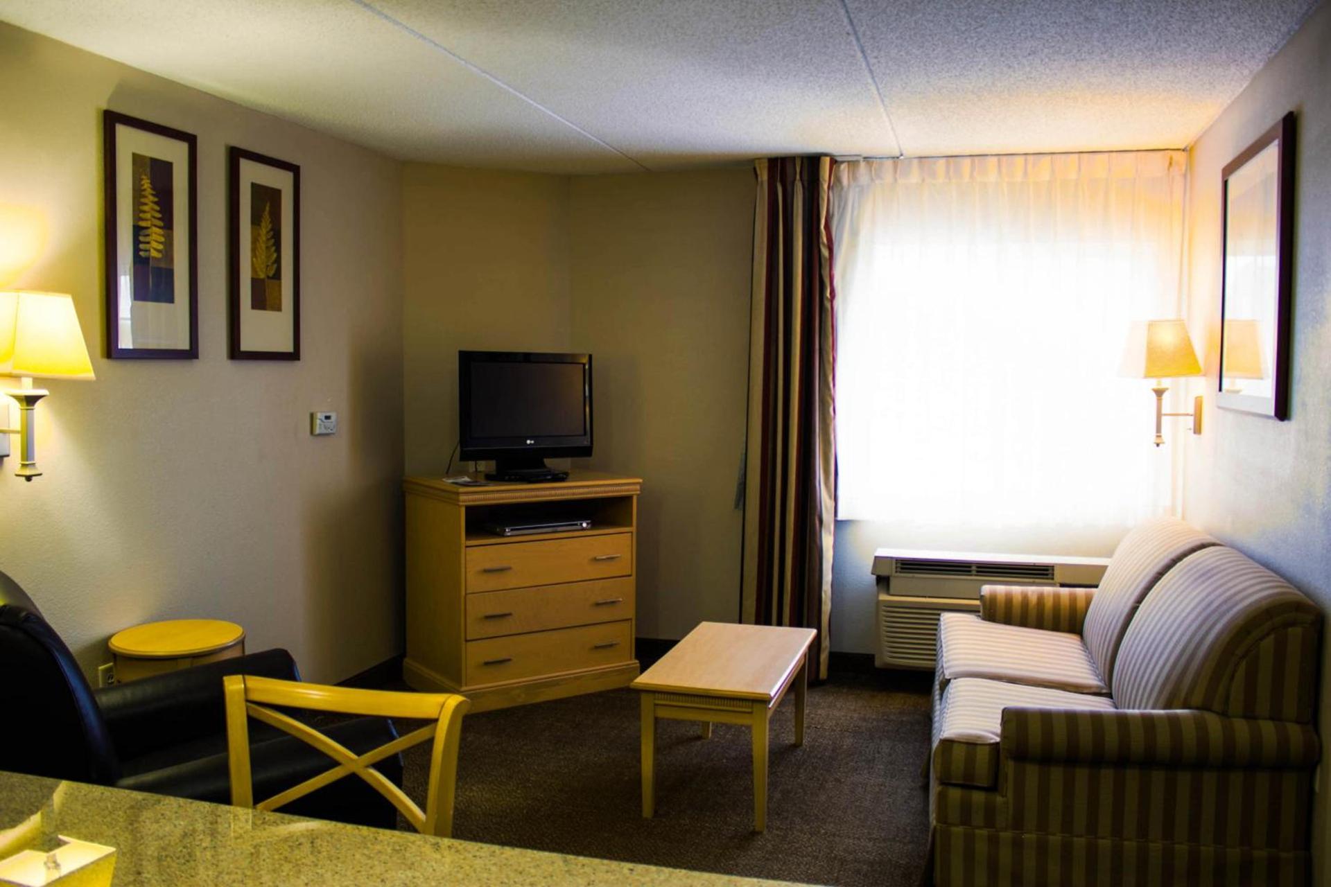 Candlewood Suites Wilson by IHG photo 9
