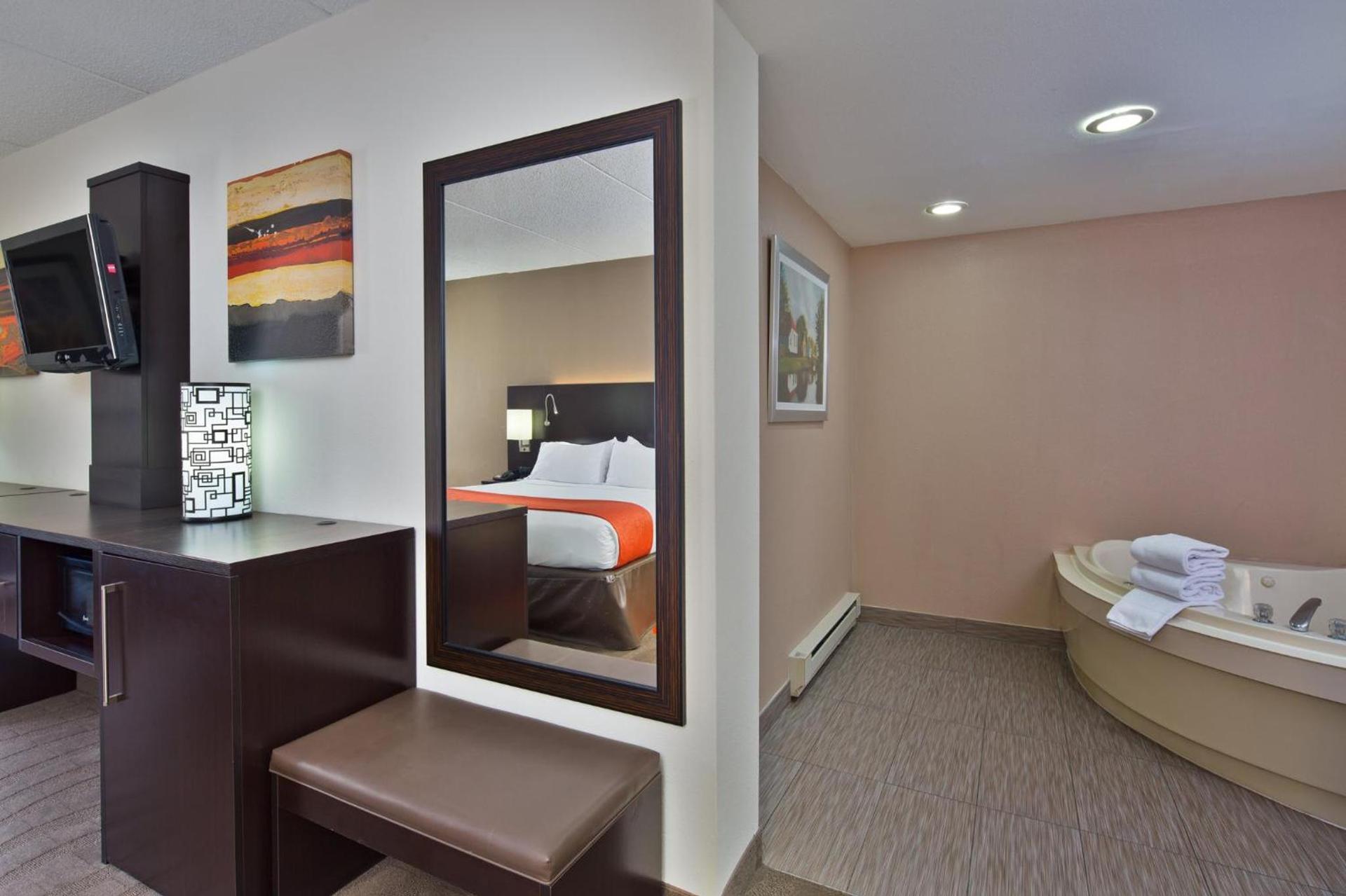 Holiday Inn Express Harrisburg I-81 - Hershey By IHG photo 23